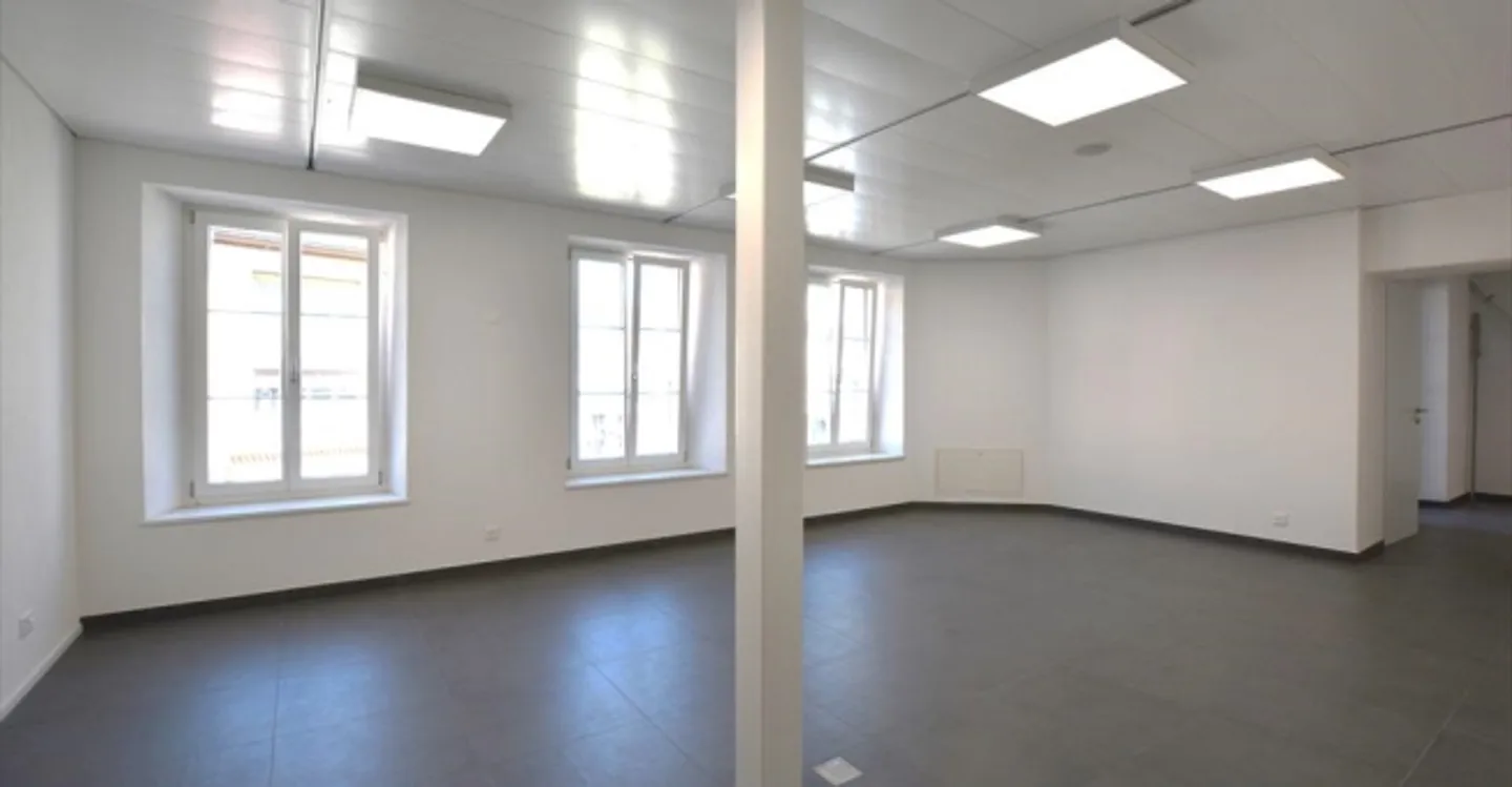 Spazio ufficio in affitto - Foto 7 di 11