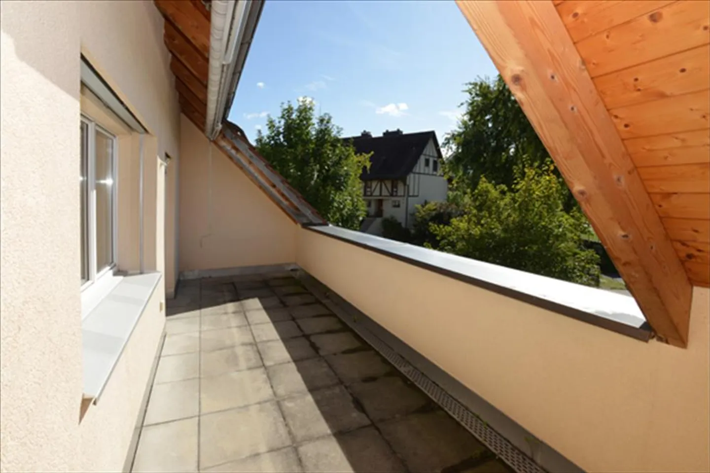 Bell'appartamento duplex con charme ti aspetta! - Foto 8 di 11