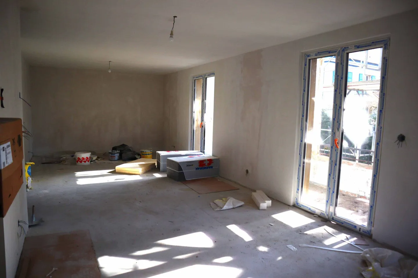 PPE Joli mai - Lot 01 - Foto 3 di 3