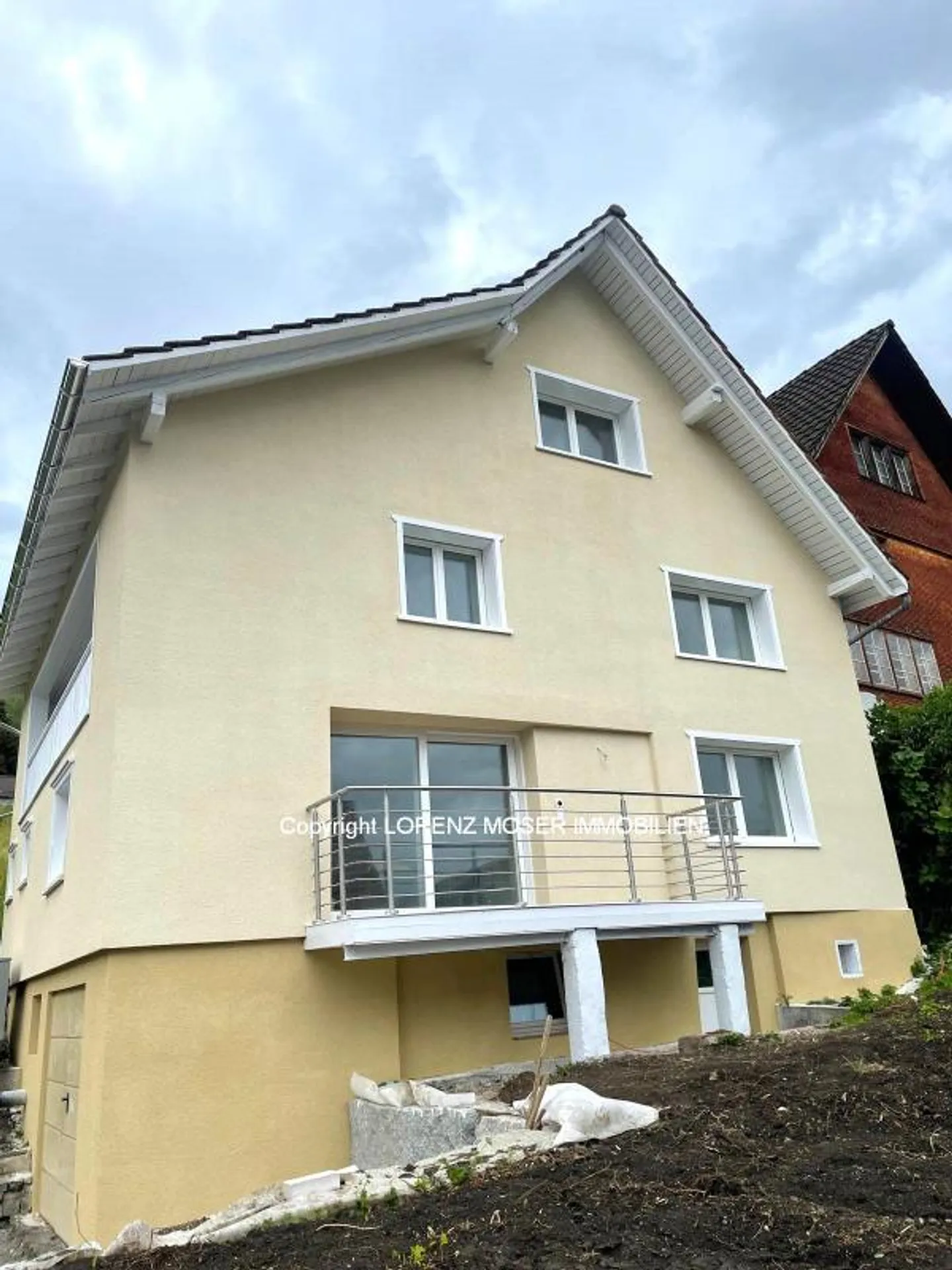 Nuovo affitto con riscatto Casa 5.5 stanze, completamente ristrutturata, mansarda convertita, pompa di calore, garage, posto auto, vivere in centro, vivere in campagna - Foto 2 di 10