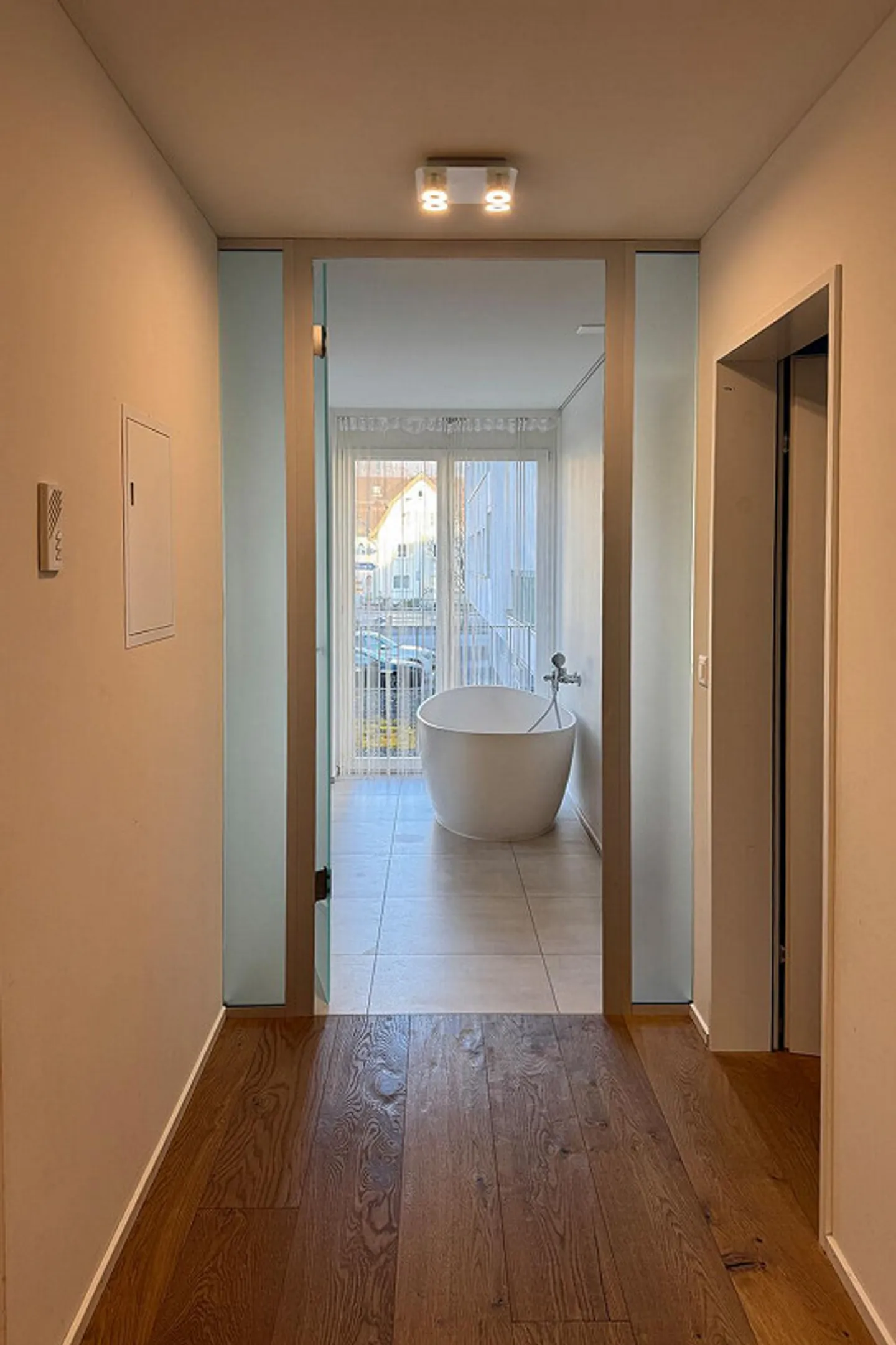 Appartement moderne de 4 pièces au centre du village d'Ennetbürgen - Photo 12 sur 19