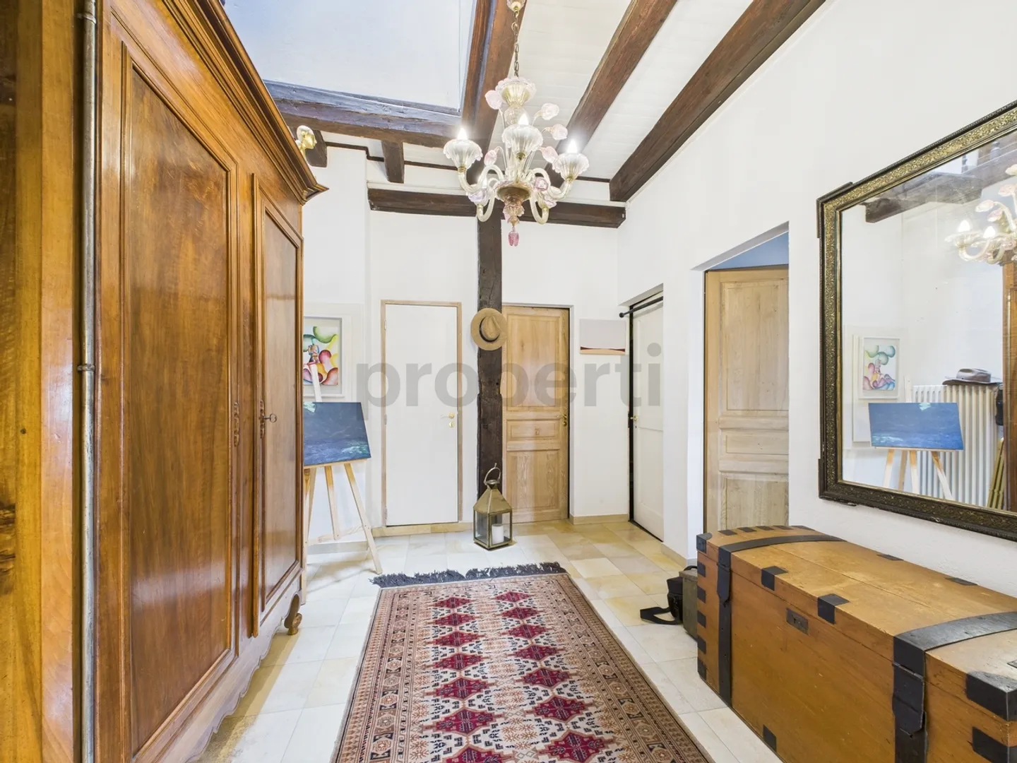 Affascinante casa familiare ristrutturata con annesso, sauna e grande terreno - Foto 5 di 13