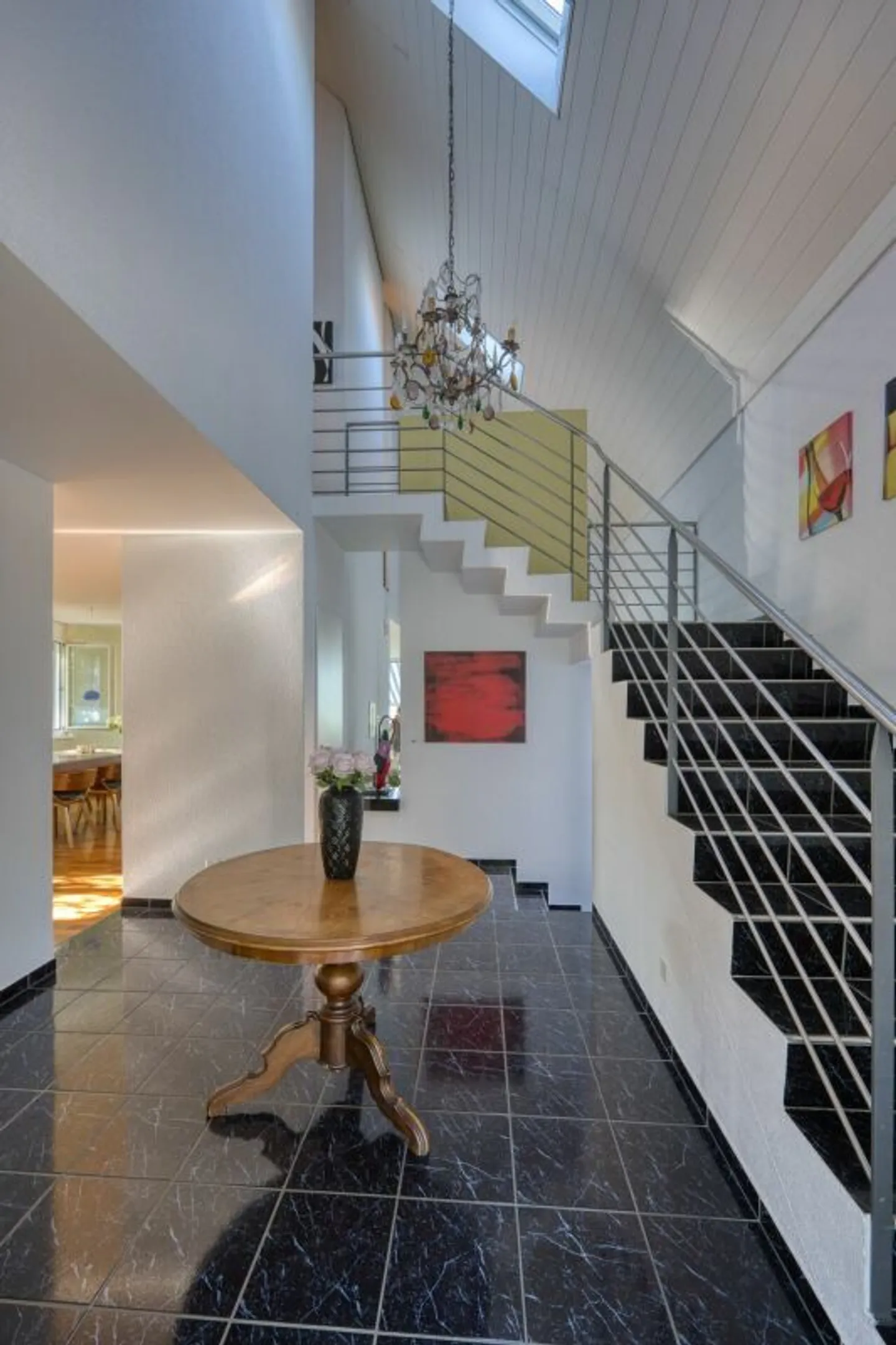 MAISON DE 6,5 PIÈCES BAIGNÉE DE LUMIÈRE MÉDITERRANÉENNE AVEC VUE DE RÊVE - Photo 3 sur 31