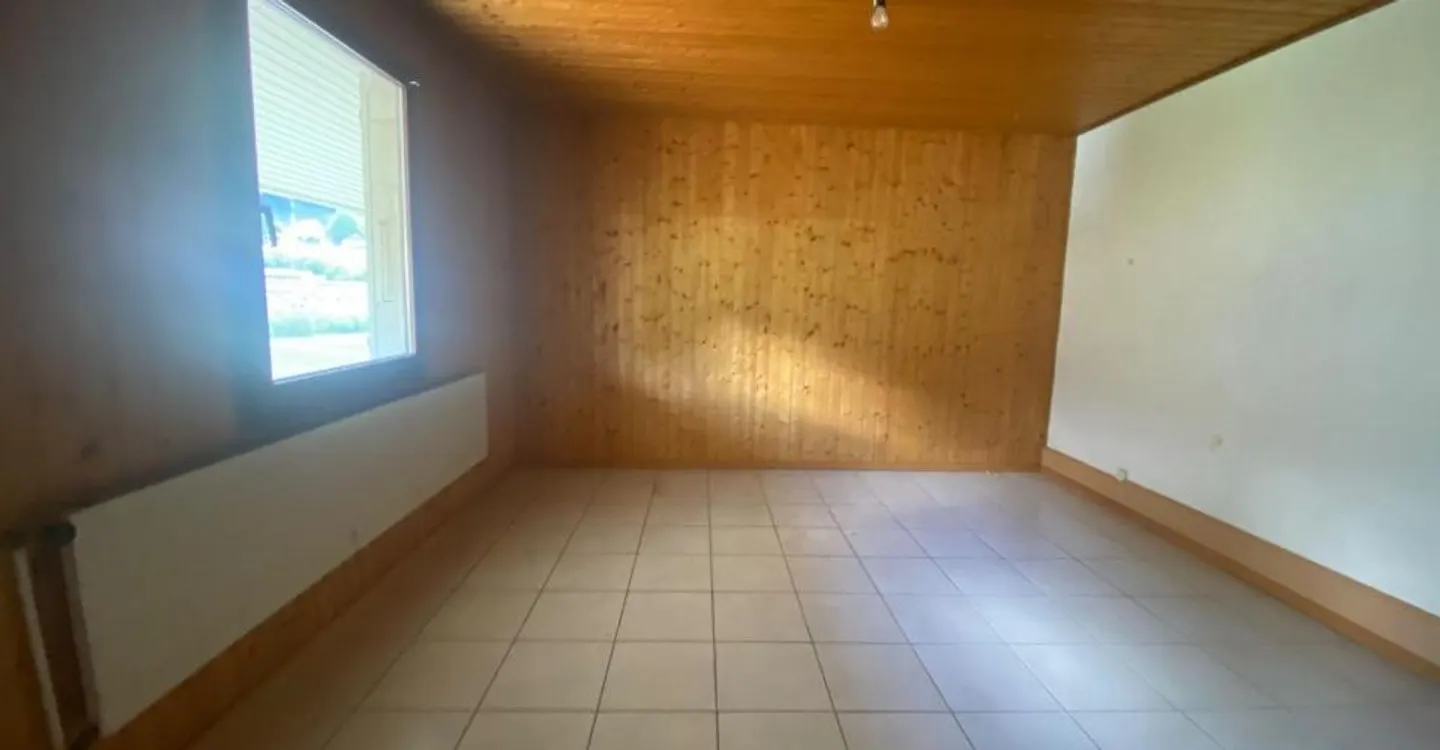 3,5-Zimmer-Wohnung im 1. Stock zur Miete in St-Ursanne - Foto 6 von 11