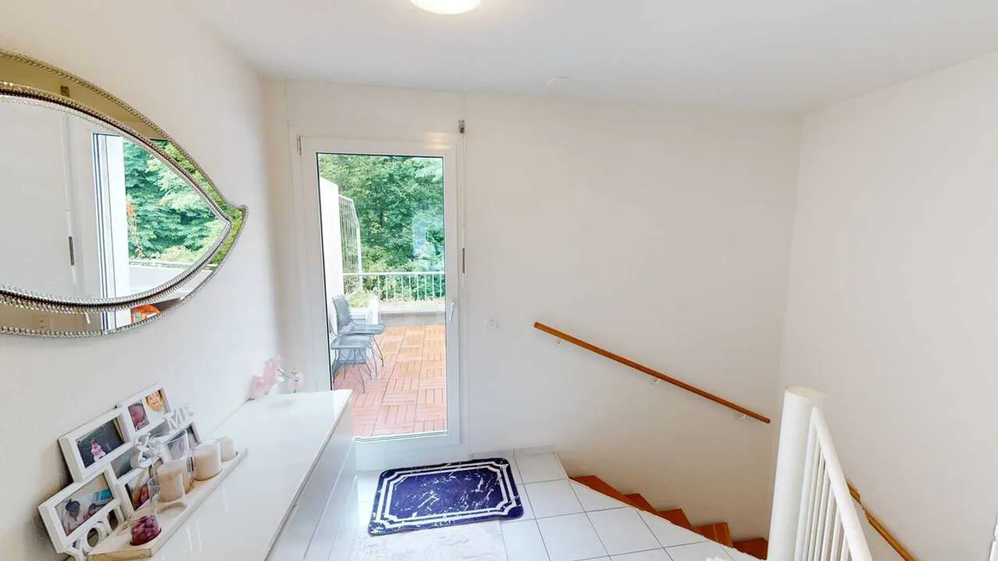 Appartamento duplex di 4,5 stanze presso il ruscello Ergolz - Foto 7 di 13