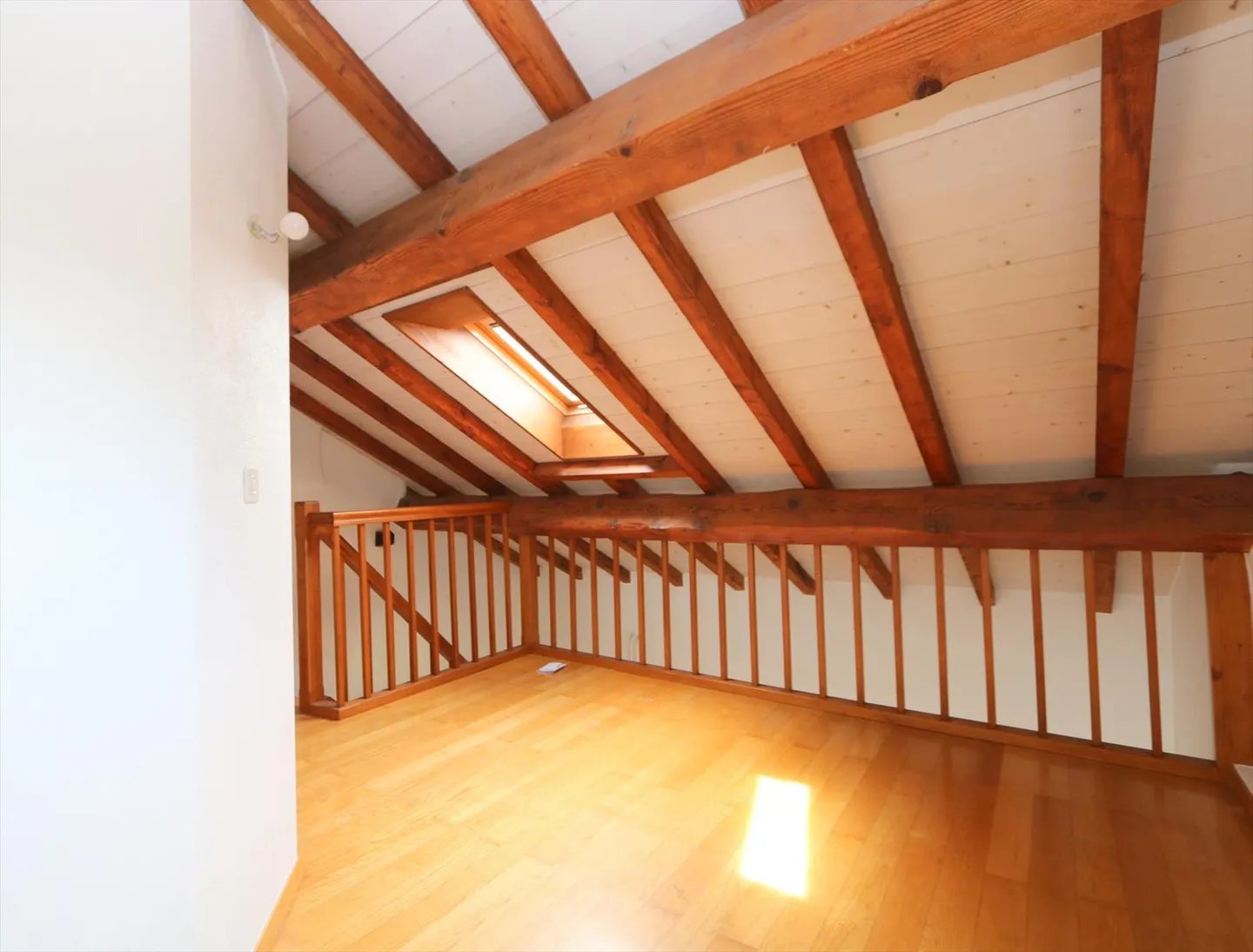 BERNEX - TRIPLEX-WOHNUNG MIT 5 - 6 ZIMMERN - GARTEN - PARKPLATZ - Foto 10 von 17