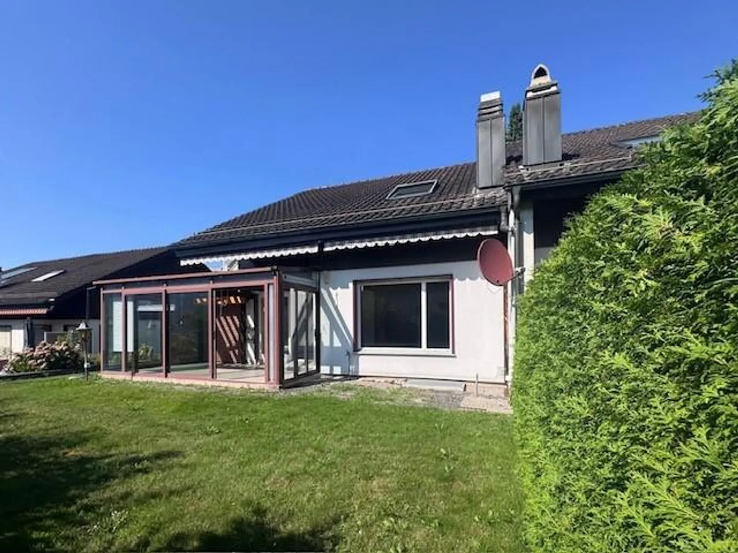 Ampia casa di 5,5 stanze con giardino d'inverno - Foto 1 di 17