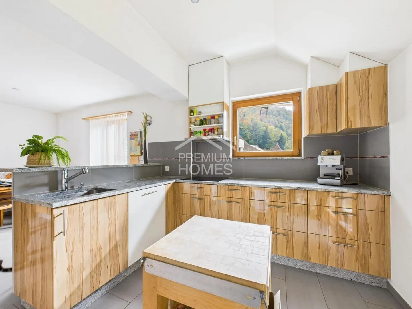 Charming Duplex in Roches - Photo 2 of 7