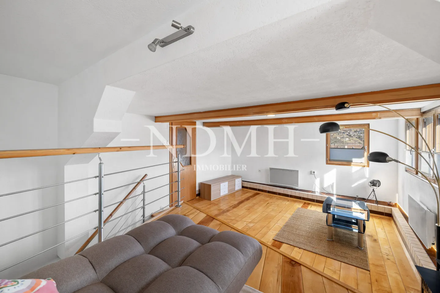 Appartamento atipico con 3 camere - Foto 3 di 11