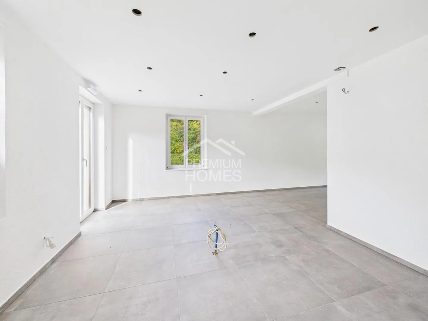 Charming Duplex in Roches - Photo 4 of 7