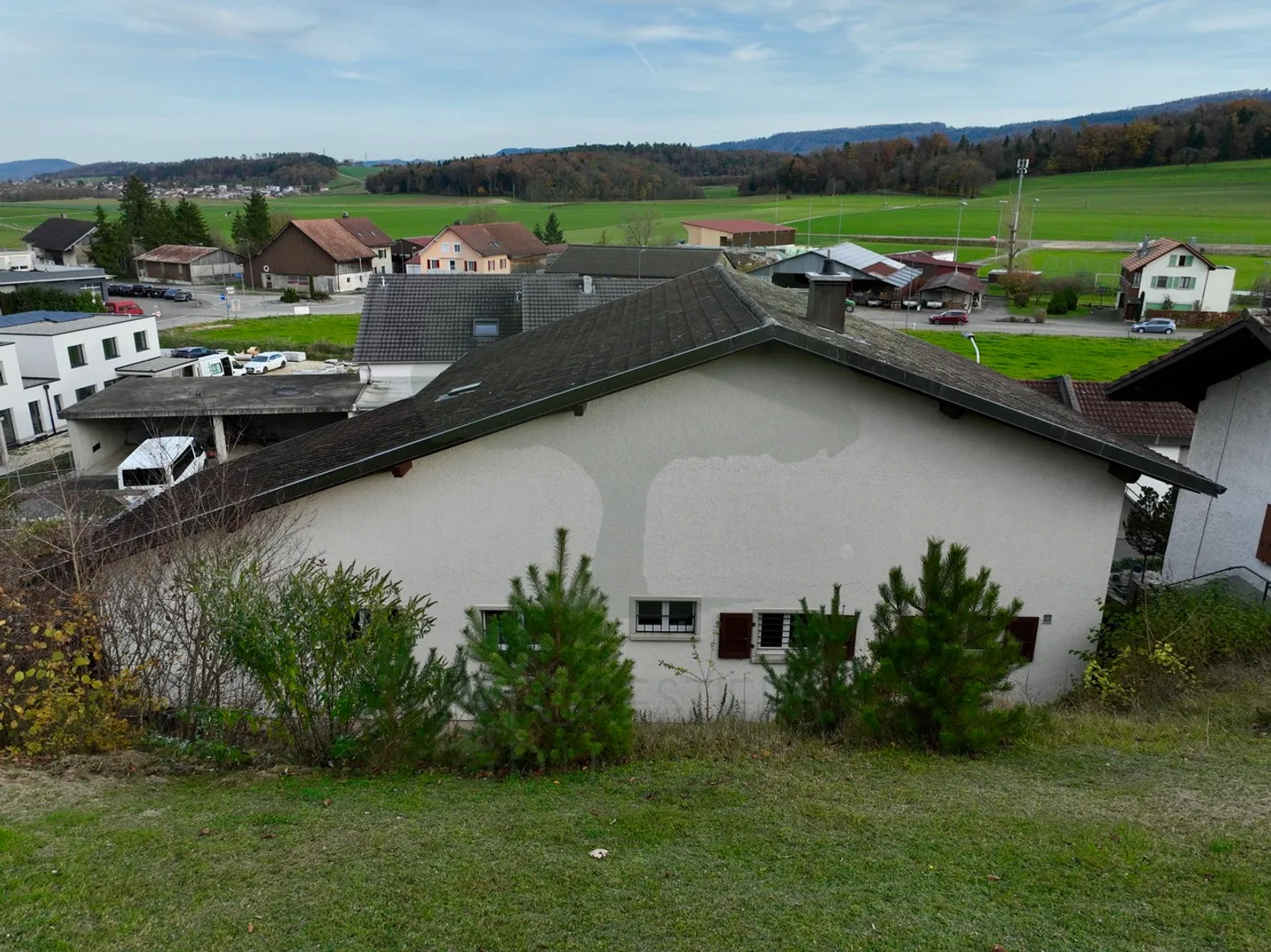 Charmantes Einfamilienhaus in Courtedoux - Foto 3 von 23