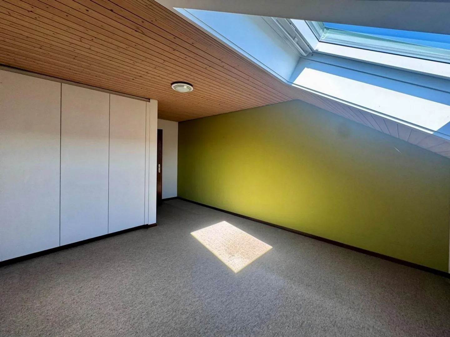 Ampia casa di 5,5 stanze con giardino d'inverno - Foto 12 di 17