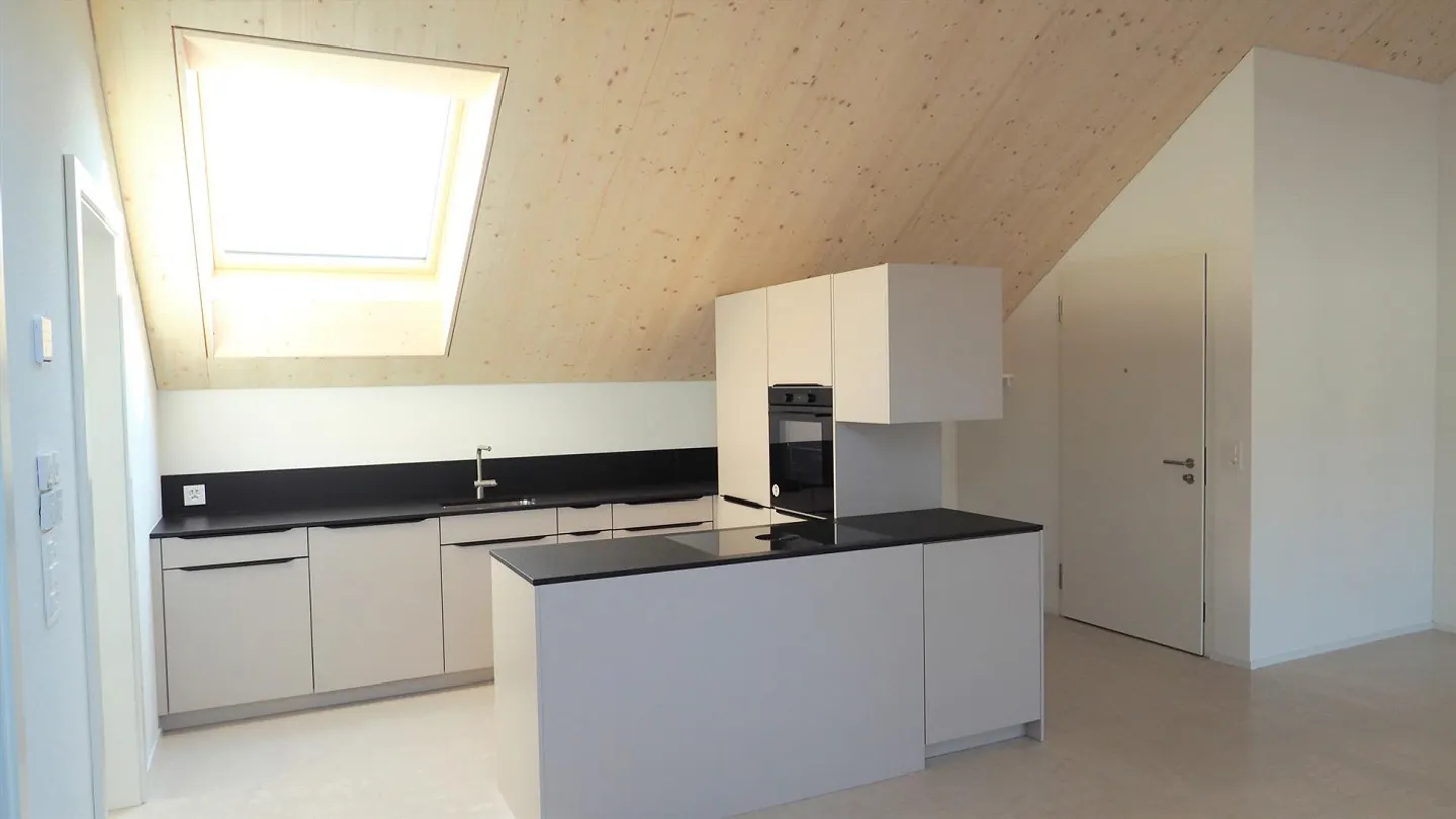Appartement sous les combles - Photo 1 sur 7