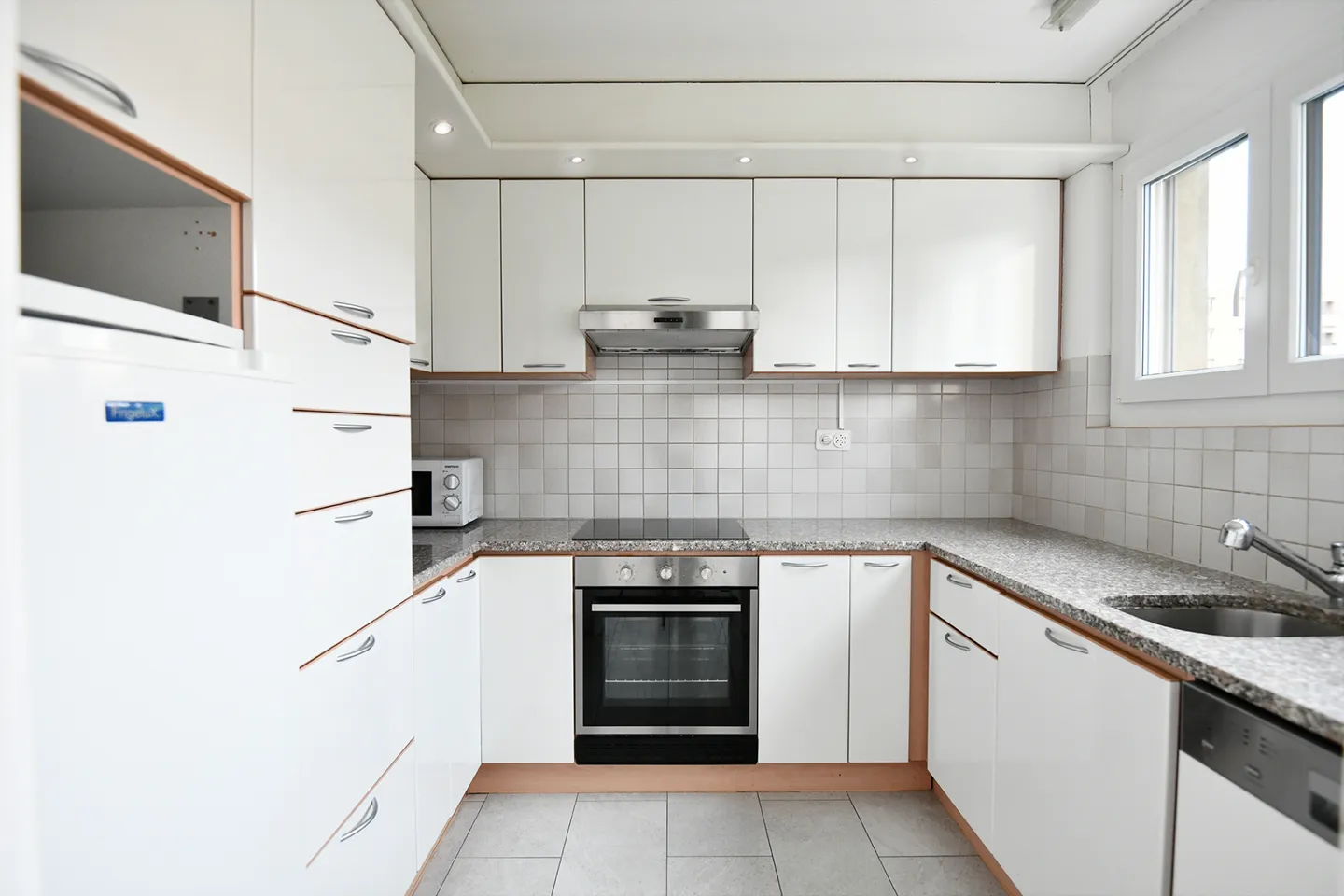 APPARTAMENTO DI PROPRIETÀ A ZOFINGEN - Foto 4 di 12