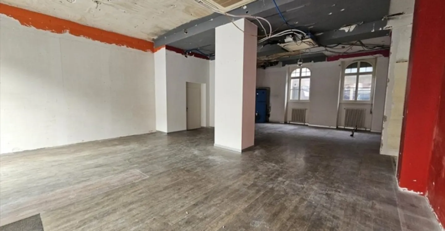 Immeuble mixte à louer - Photo 8 sur 9