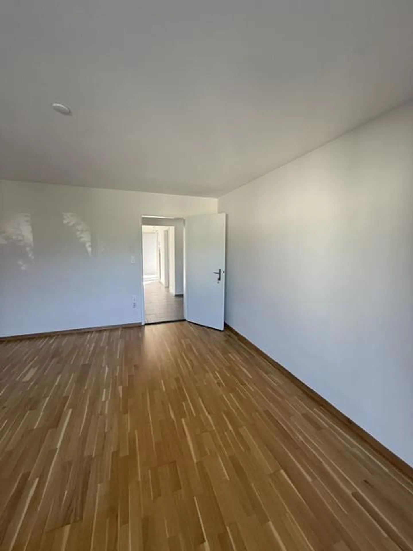 Helle 3-Zimmer-Wohnung mit Balkon - Foto 9 von 15