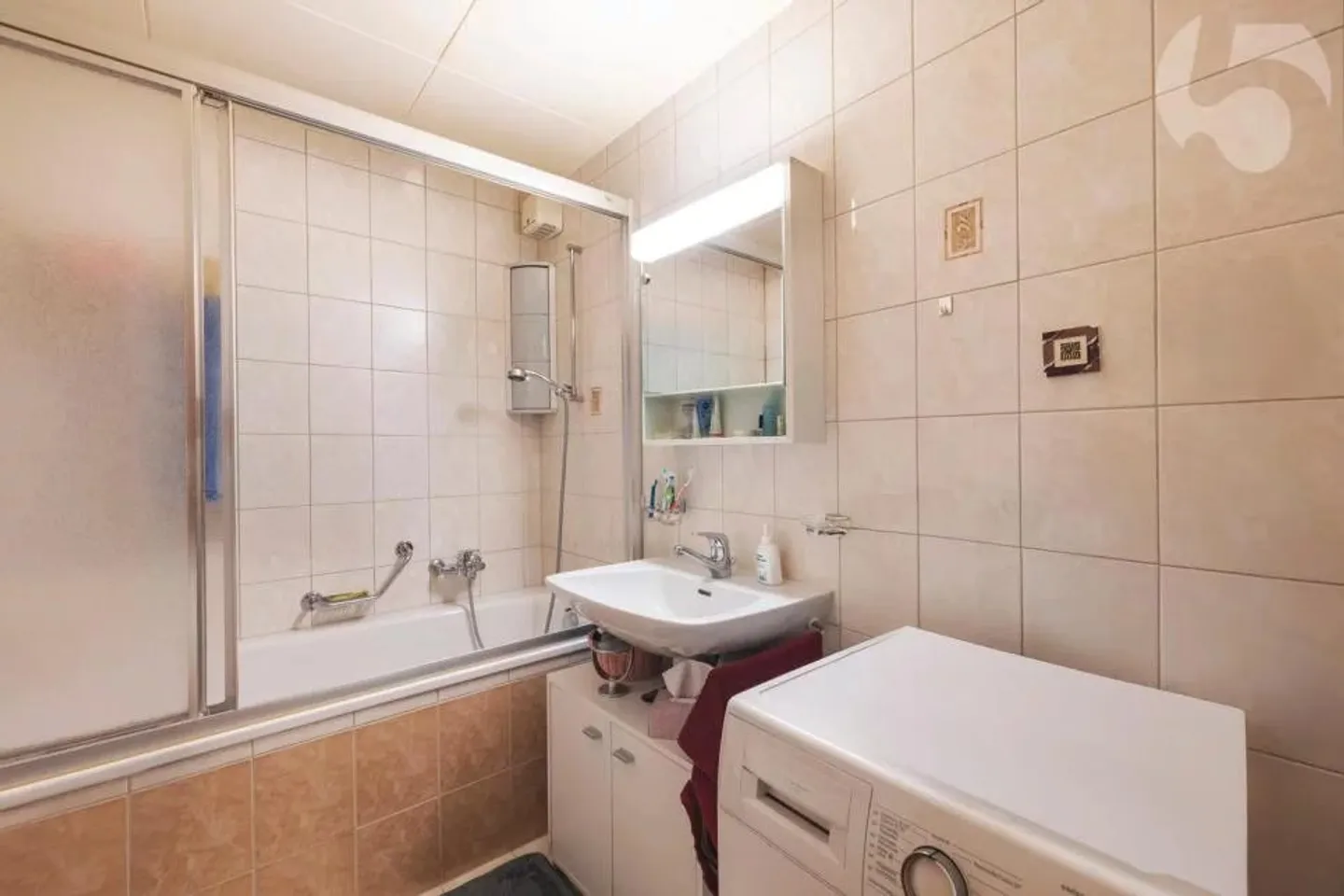 Investment property in the heart of Ollon - Foto 4 von 7