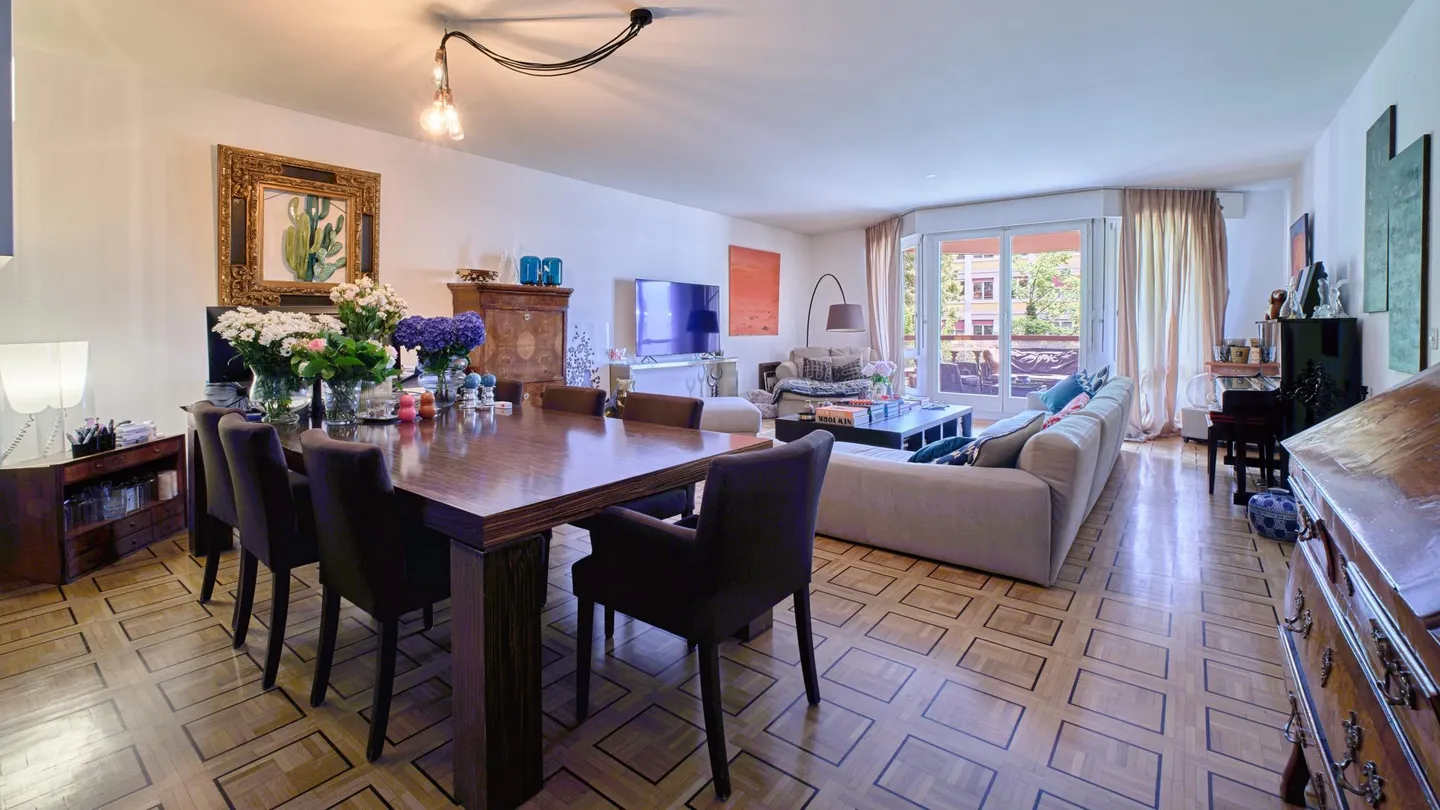 MAGNIFICO APPARTAMENTO CON 5 STANZE A FLORISSANT - Foto 1 di 8