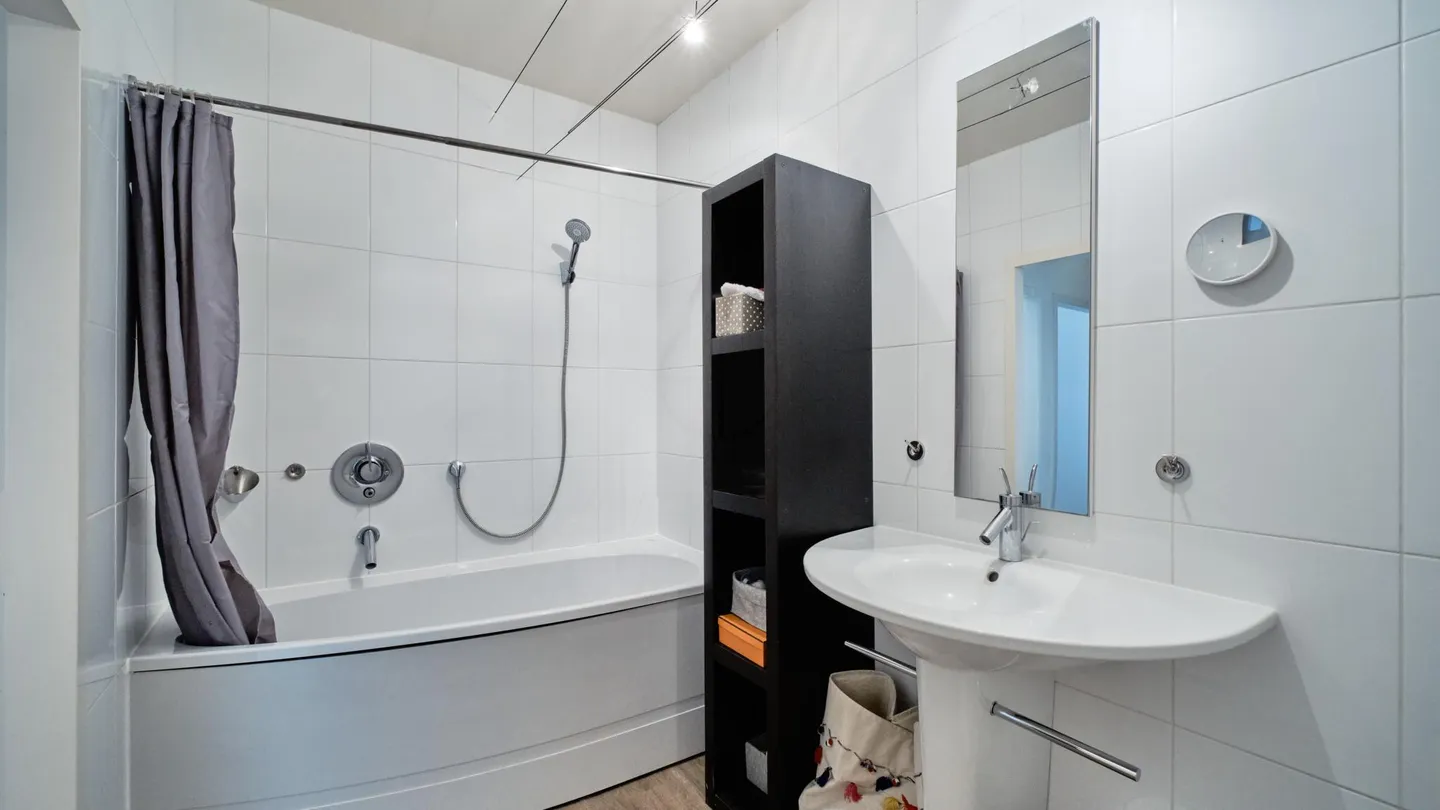 MAGNIFICO APPARTAMENTO CON 5 STANZE A FLORISSANT - Foto 8 di 8