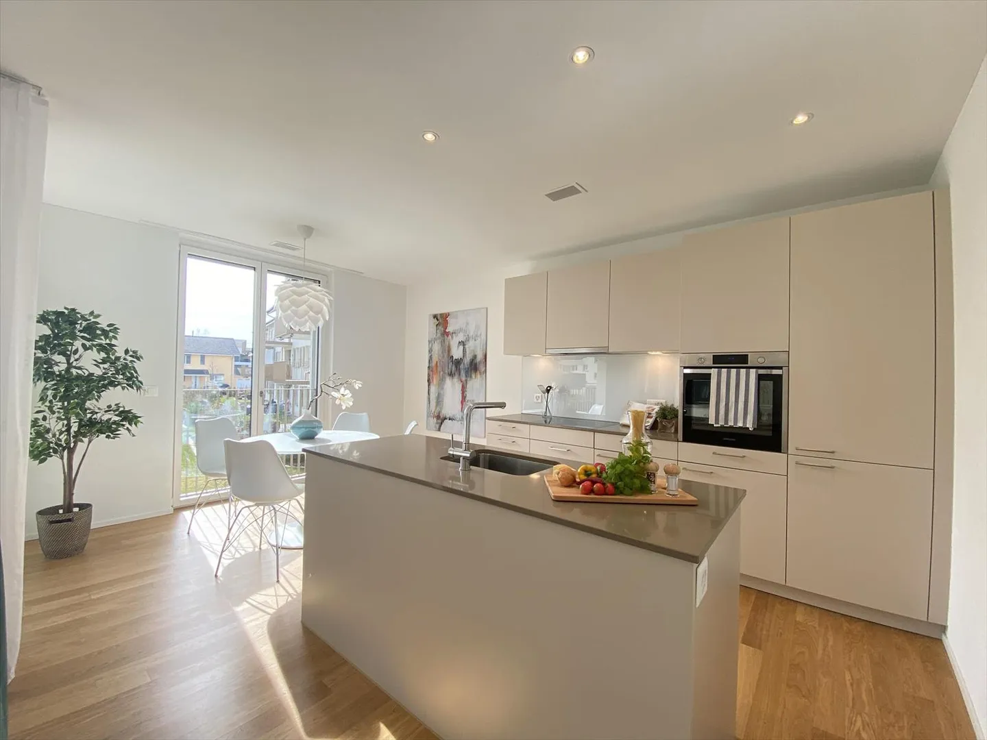 Welcome Home! - Photo 3 of 7