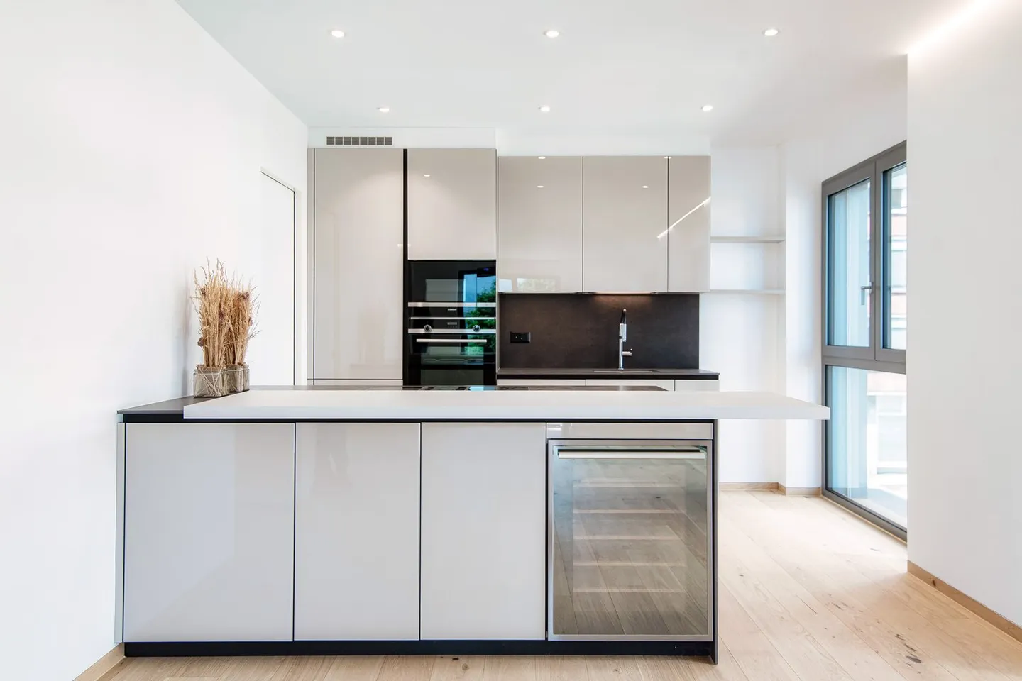 DIREKT VOM FÖRDERER - Neubau am See in Riva Paradiso. - Foto 1 von 15