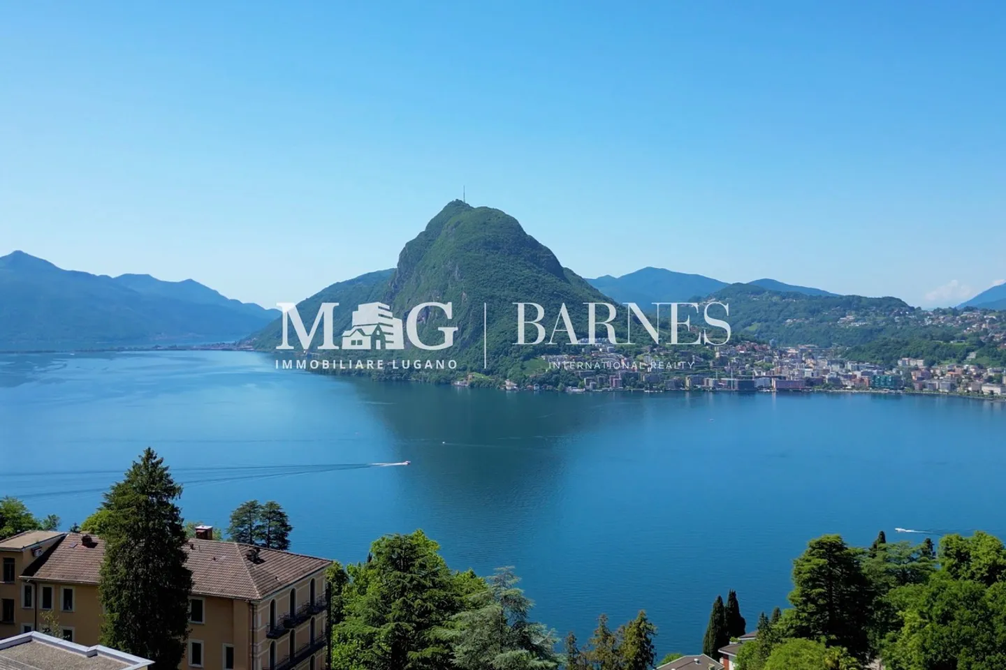 Lugano, Aldesago : Penthouse 5.5 pièces avec vue sur le lac, terrasse et jacuzzi - Photo 2 sur 18