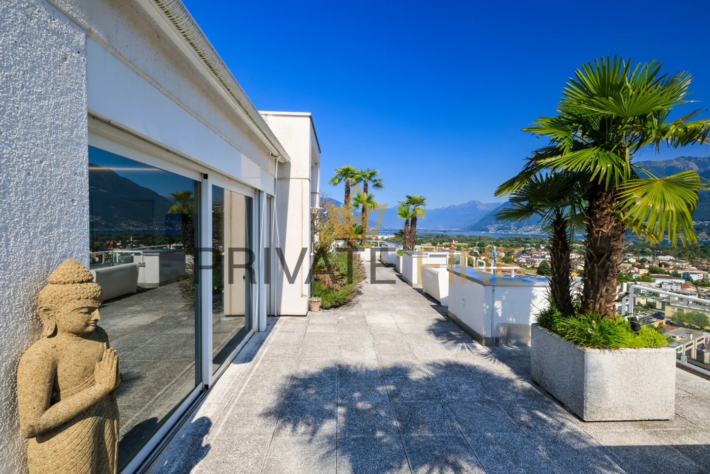 Penthouse exclusif avec terrasse - Photo 3 sur 18