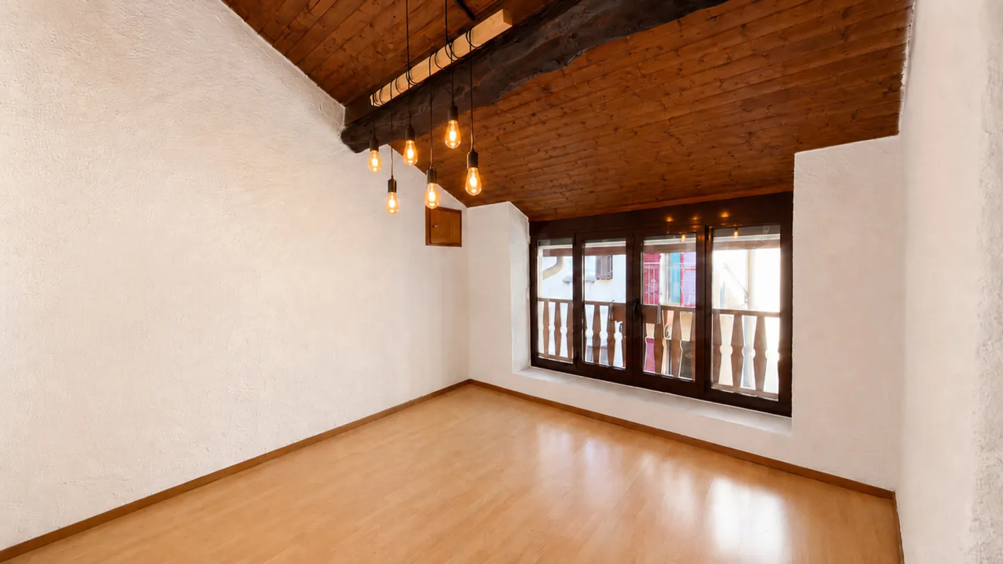 Petite maison tessinoise dans le noyau de Brusino Arsizio - Photo 9 sur 12