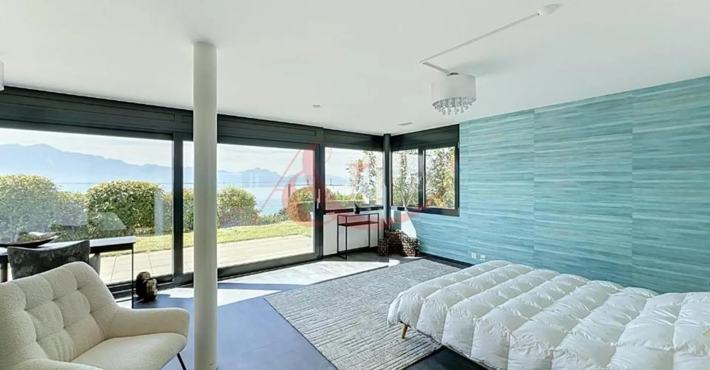 Villa moderna con vista lago - Foto 5 di 13