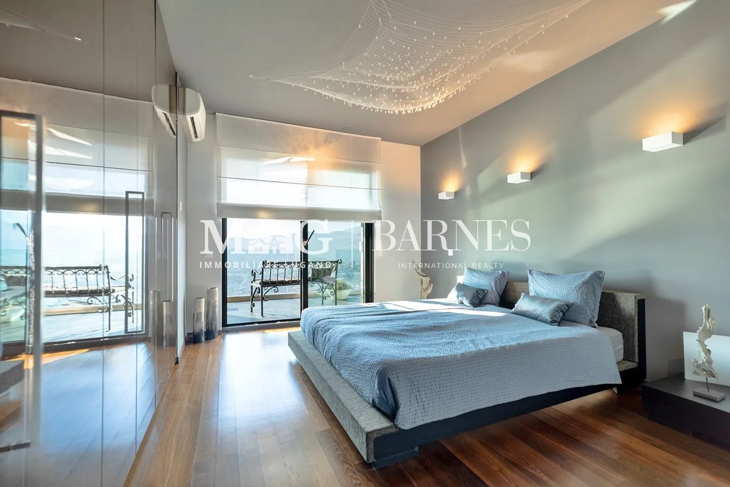 Lugano, Aldesago : Penthouse 5.5 pièces avec vue sur le lac, terrasse et jacuzzi - Photo 12 sur 18