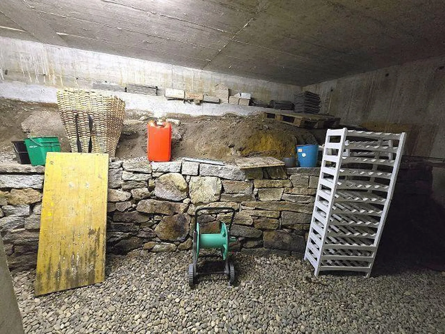 Bello chalet di 5.5 loc. con terreno, bella vistta, molto soleggiata e tranquilla - Foto 27 di 45