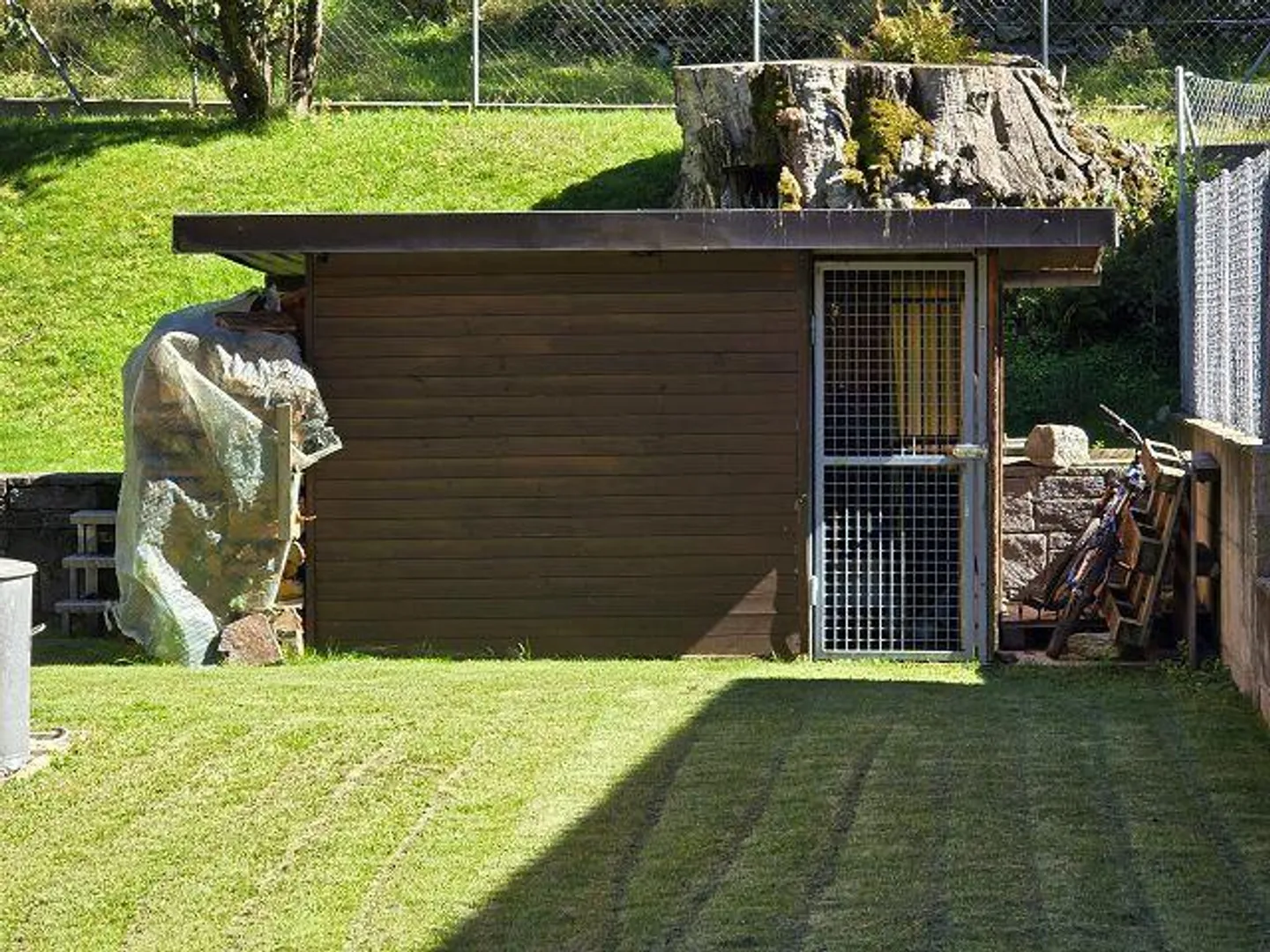 Bello chalet di 5.5 loc. con terreno, bella vistta, molto soleggiata e tranquilla - Foto 29 di 45