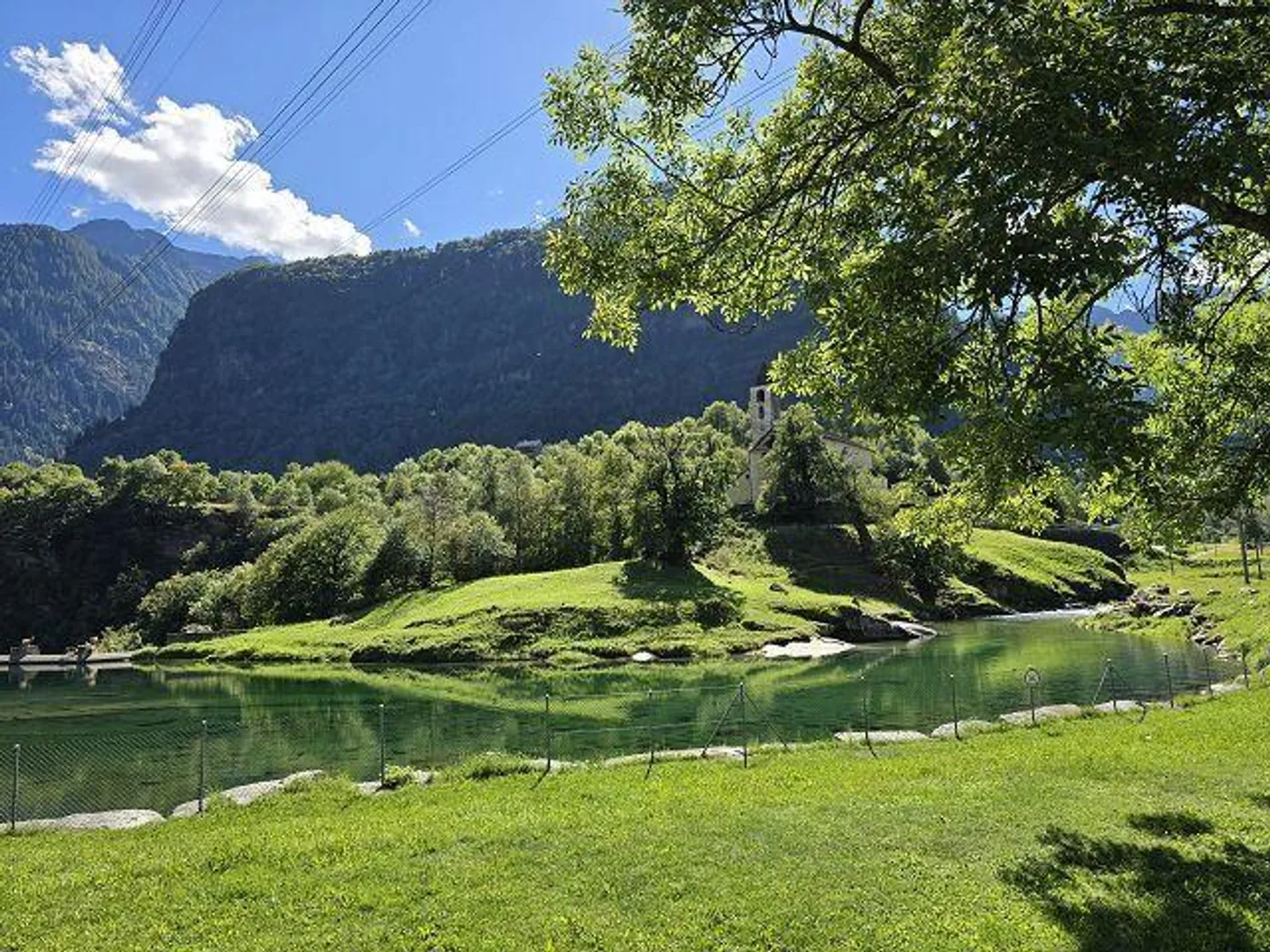 Bello chalet di 5.5 loc. con terreno, bella vistta, molto soleggiata e tranquilla - Foto 31 di 45