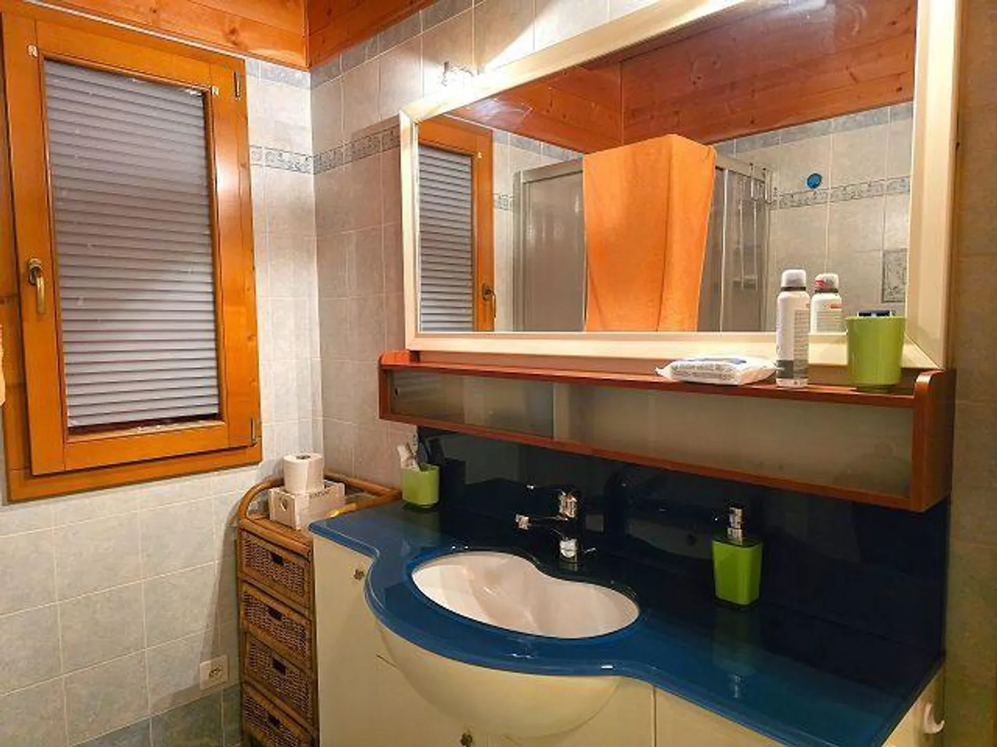 Bello chalet di 5.5 loc. con terreno, bella vistta, molto soleggiata e tranquilla - Foto 21 di 45