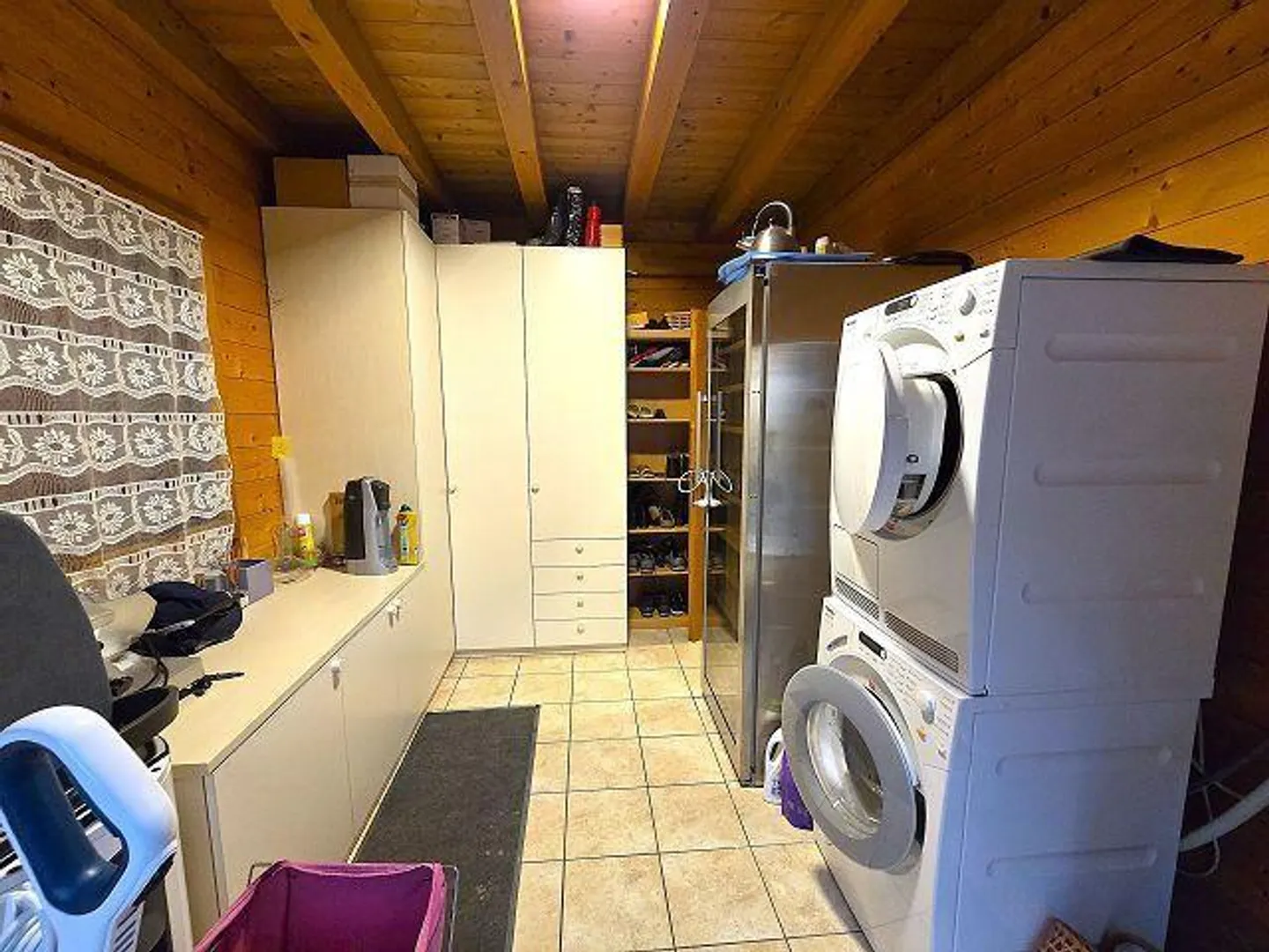 Bello chalet di 5.5 loc. con terreno, bella vistta, molto soleggiata e tranquilla - Foto 23 di 45