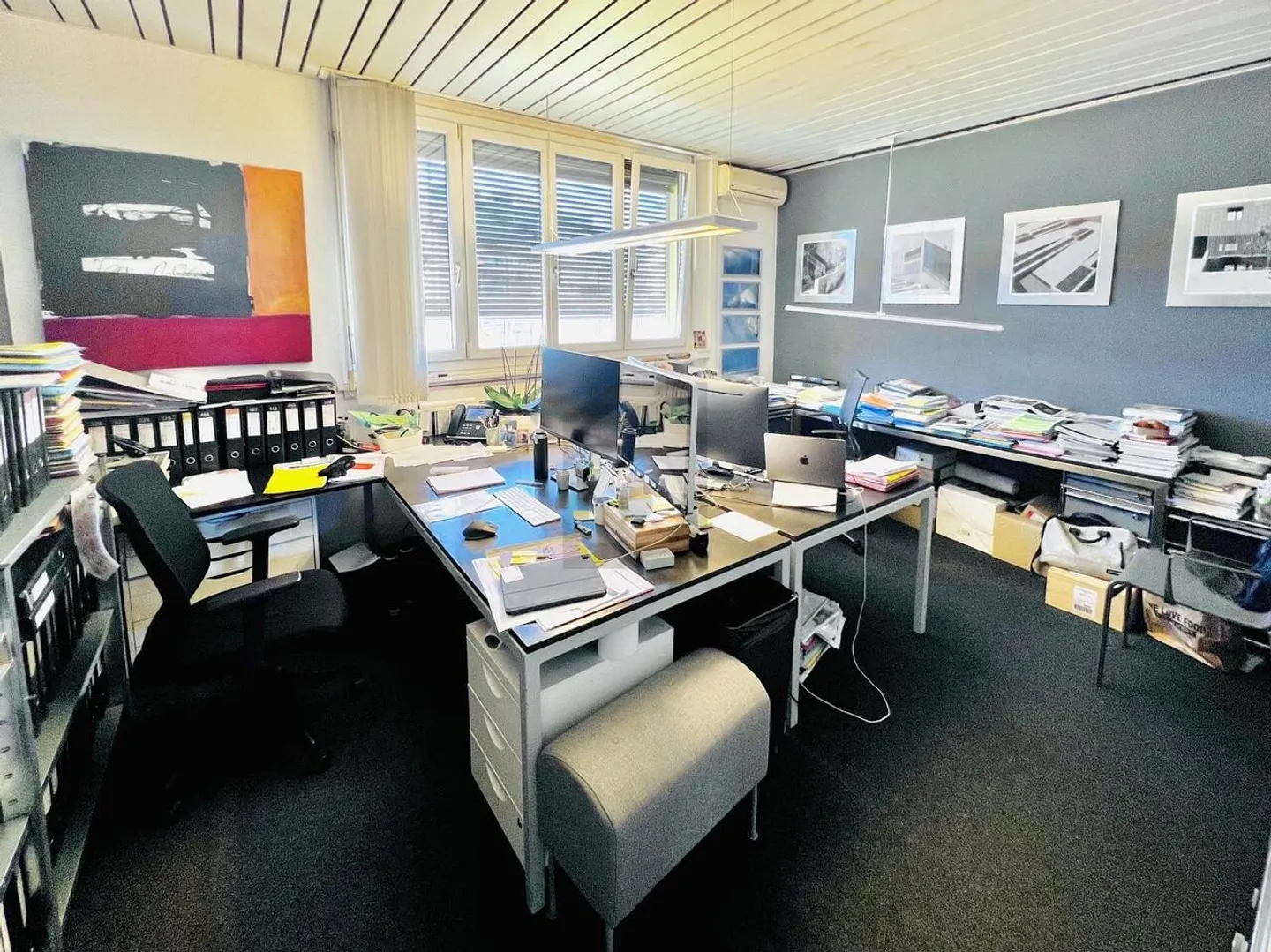 SPACE FULL OF CHARACTER & INSPIRING - Photo 3 of 5