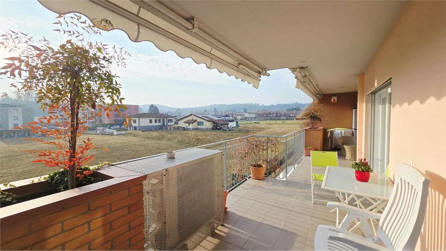 Geräumige 4,5-Zimmer-Wohnung in ruhiger und grüner Lage - Foto 5 von 13