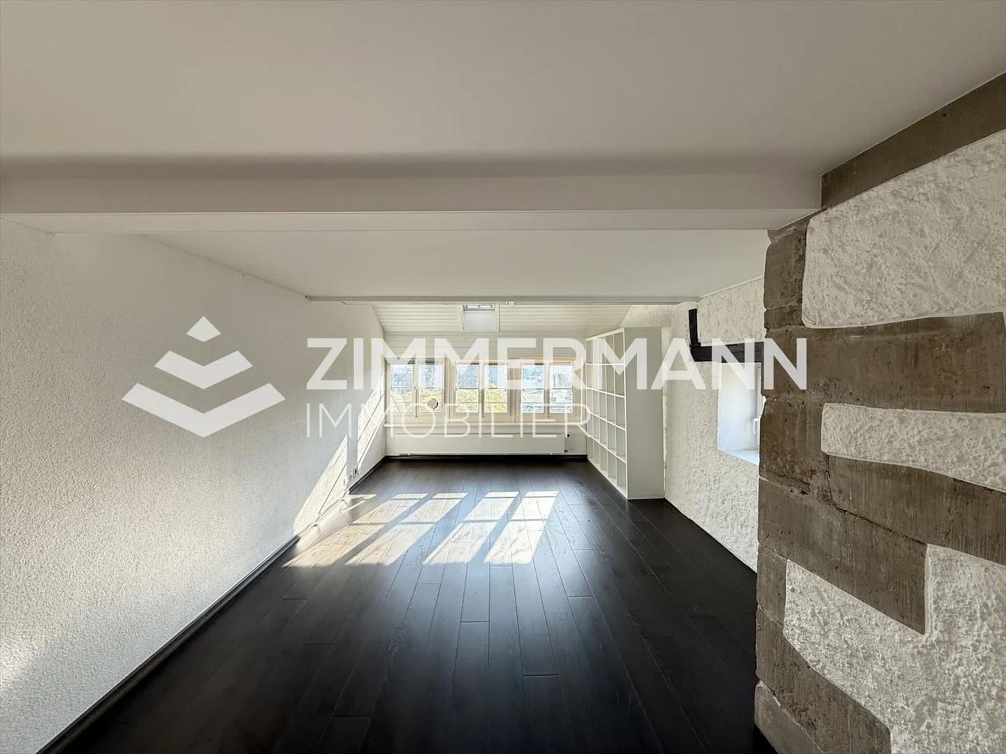 Bureaux représentatifs de 308 m² au cœur de la vieille ville de Genève - Photo 2 sur 6