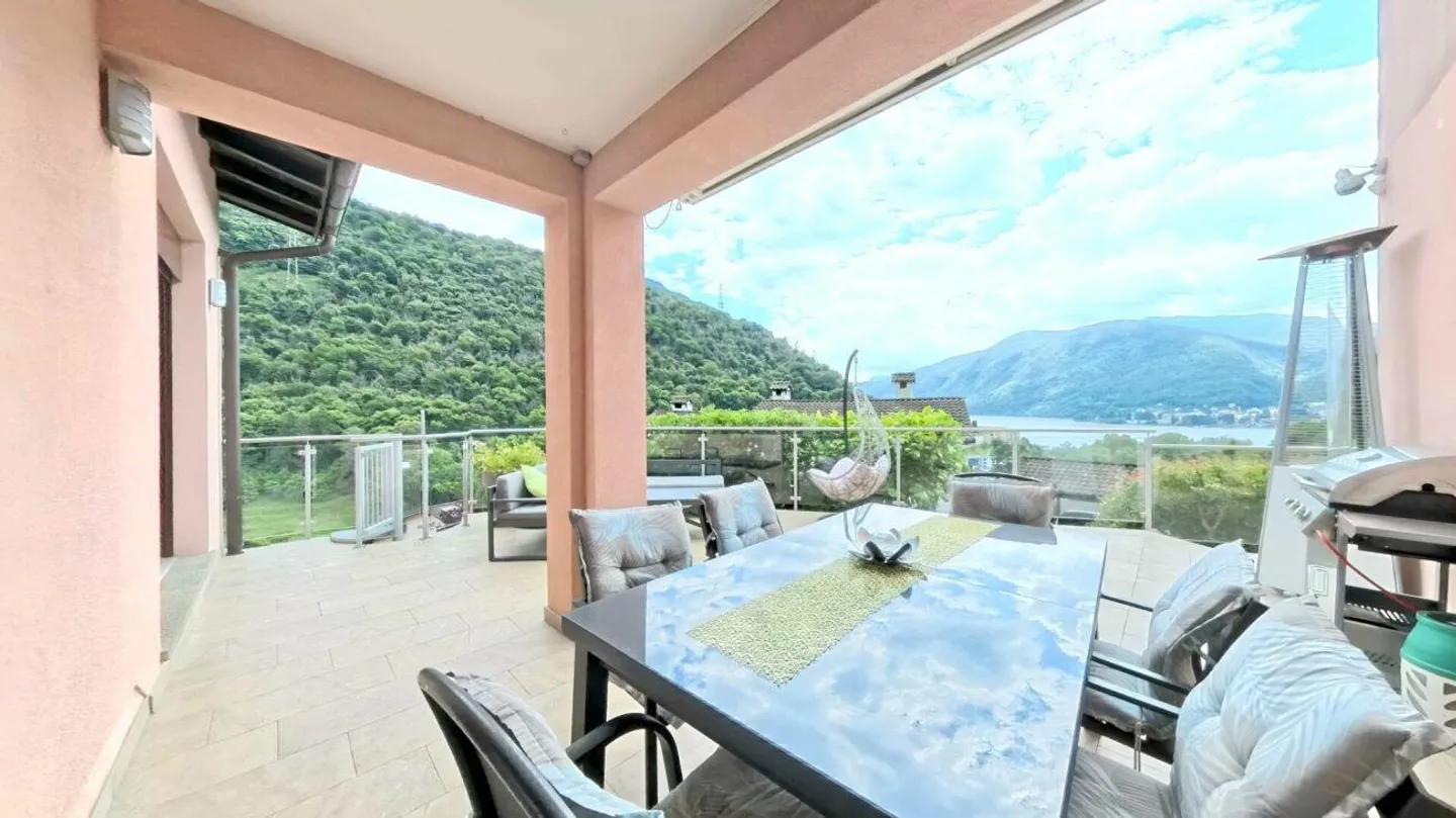 La tua oasi familiare con vista sul Lago di Lugano - Foto 14 di 15