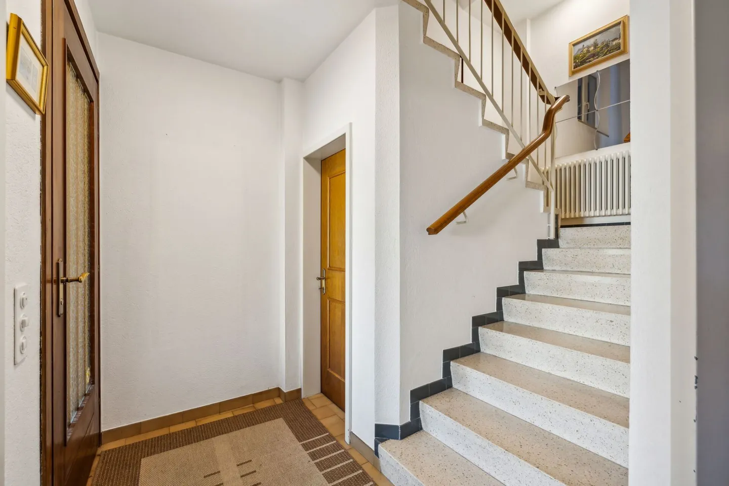 Casa unifamiliare di 7,5 stanze con vista sul lago di Lugano - Foto 2 di 13