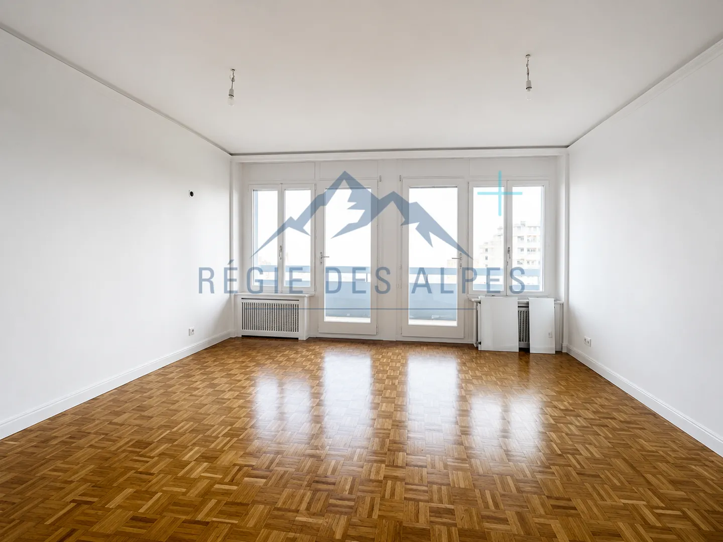 Appartamento di pregio con vista panoramica | 7 locali - Foto 2 di 8