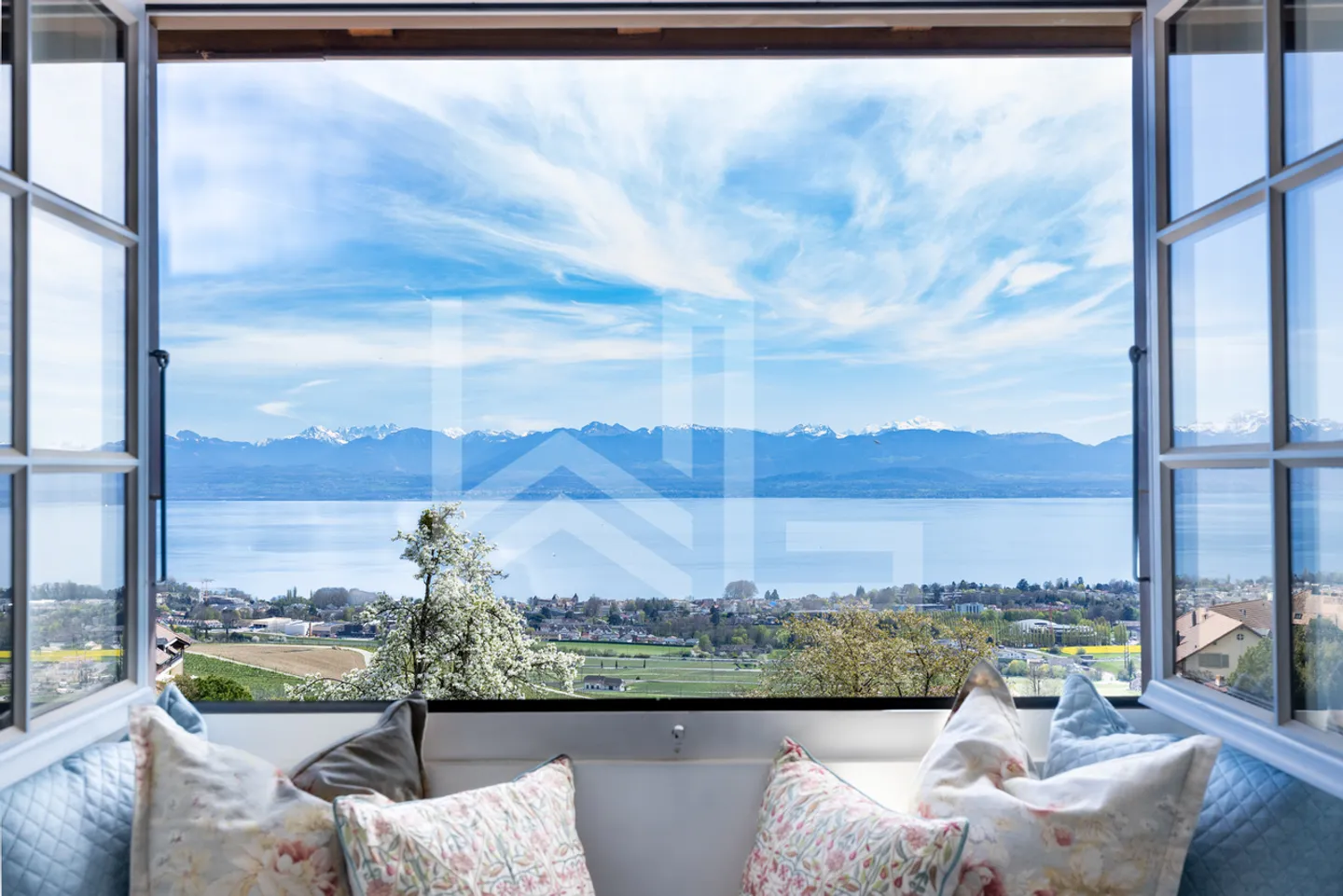 Love at first sight for this charming house - Photo 18 of 25