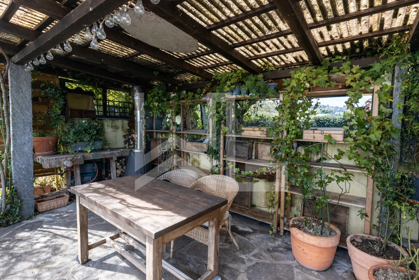 Love at first sight for this charming house - Photo 24 of 25
