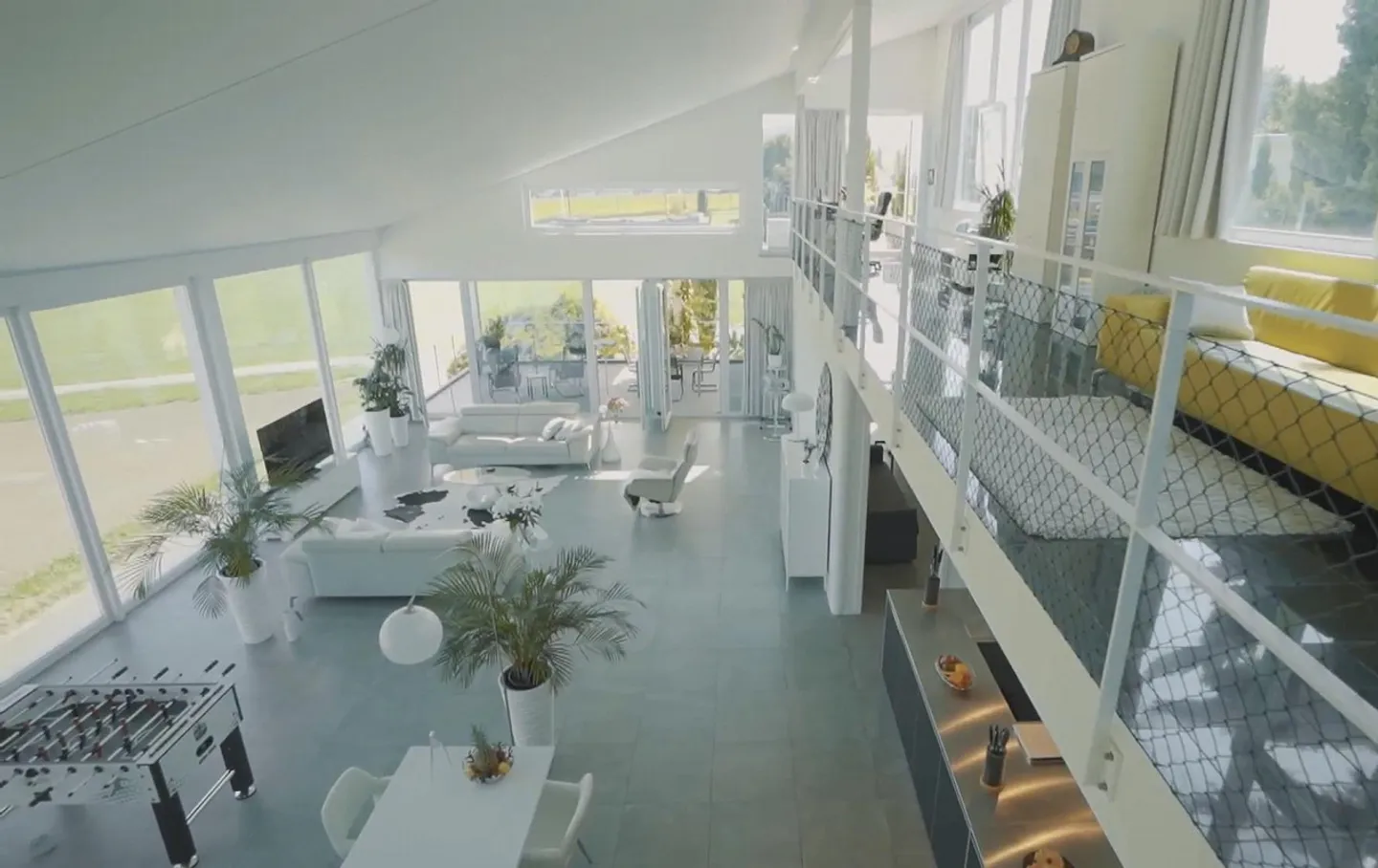 Villa with Loft Character – Luxury Meets Perfection! - Photo 6 of 12