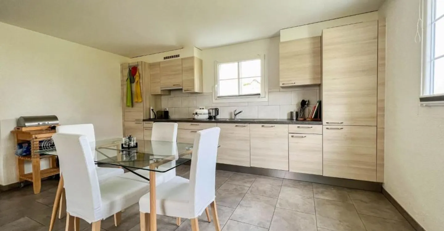 Beautiful 4.5-room apartment with private garden - Photo 2 of 11