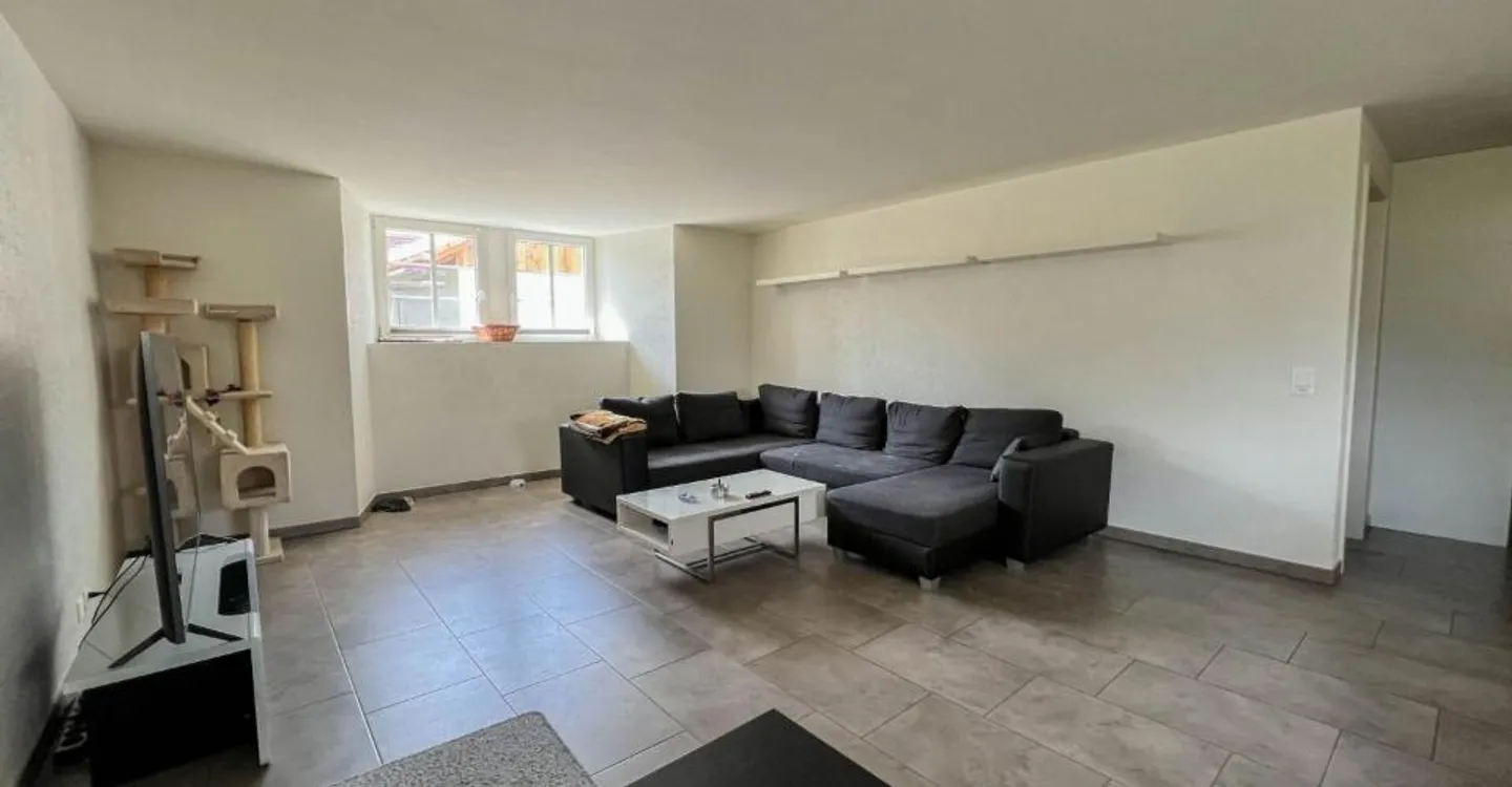 Beautiful 4.5-room apartment with private garden - Photo 3 of 11