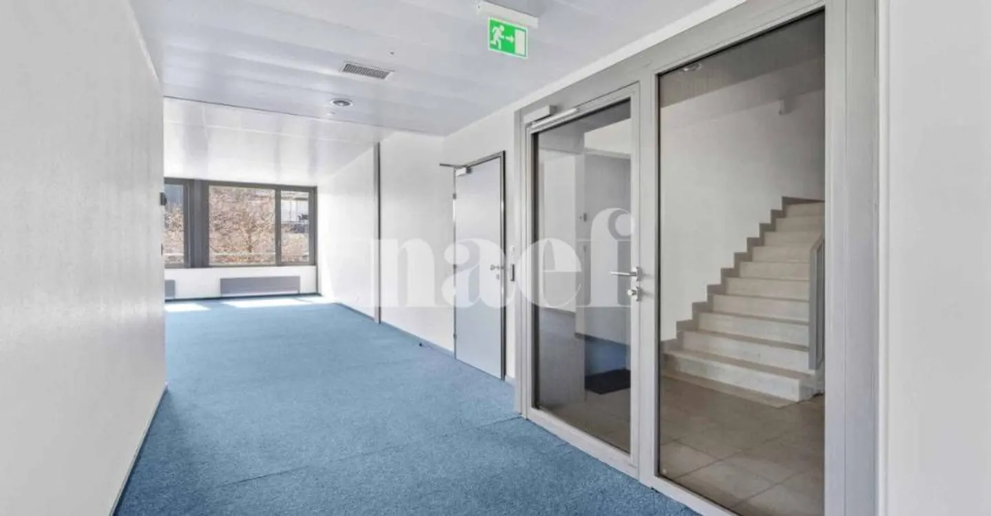 Wunderschönes Büro von ca. 513 m2 im 1. Stock - Foto 3 von 5