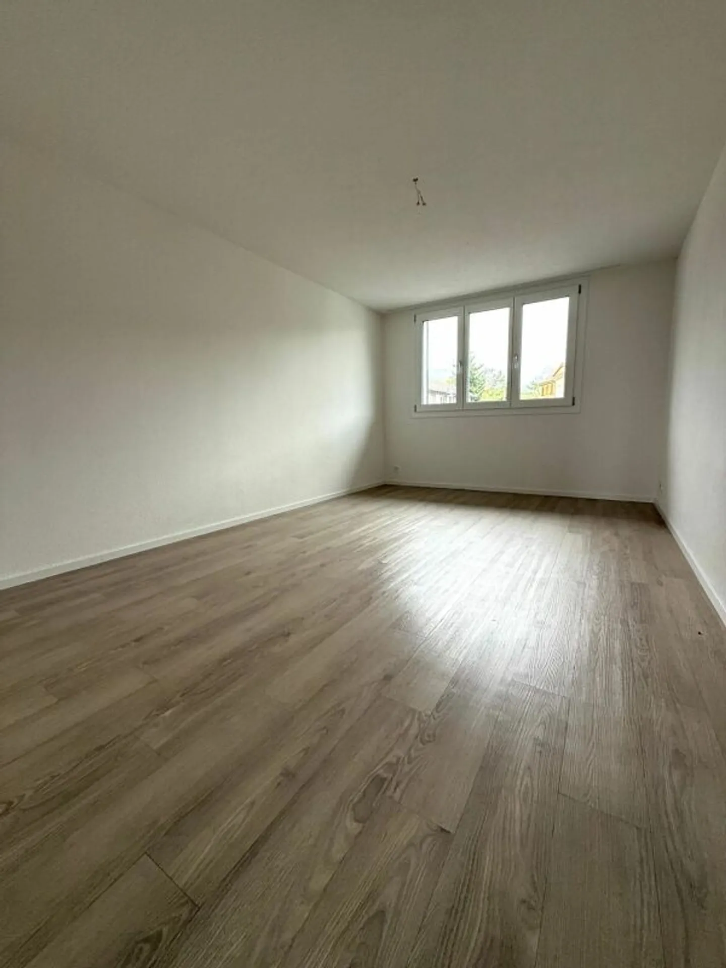 Idyllic and rural living - 5.5 room apartment for rent! - Photo 13 of 15