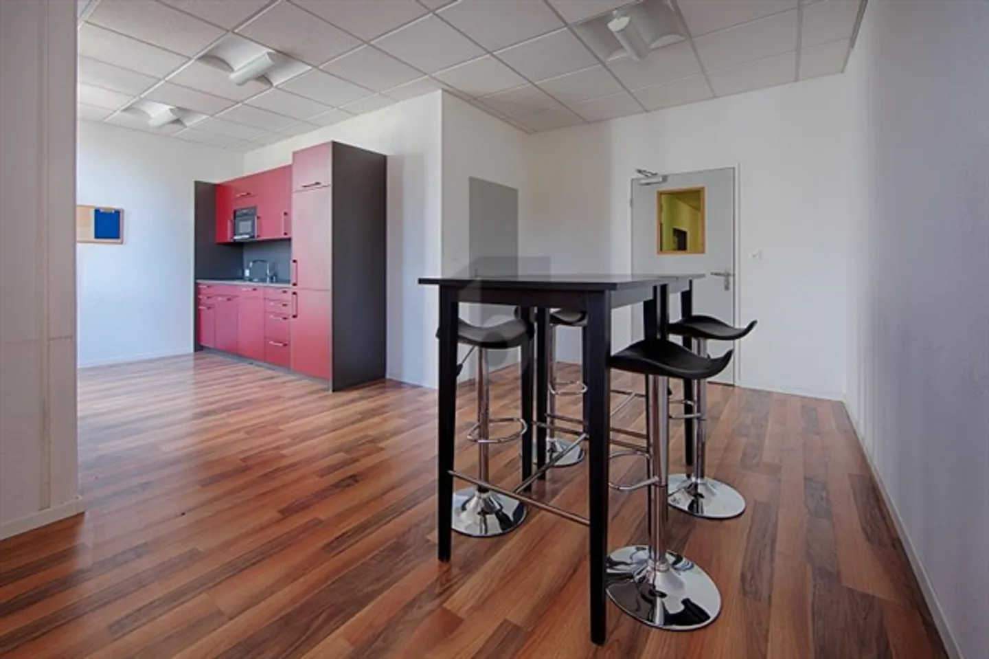 Modernes Büro mit Terrasse - Foto 5 von 6