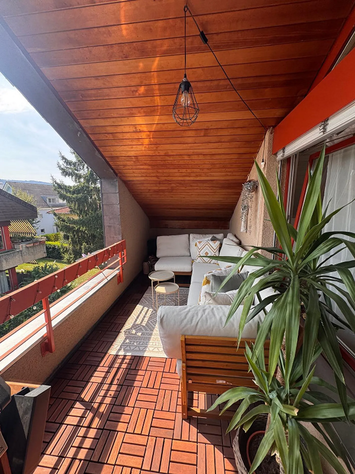 Heimelige Dachwohnung mit Cheminée - Foto 11 von 11